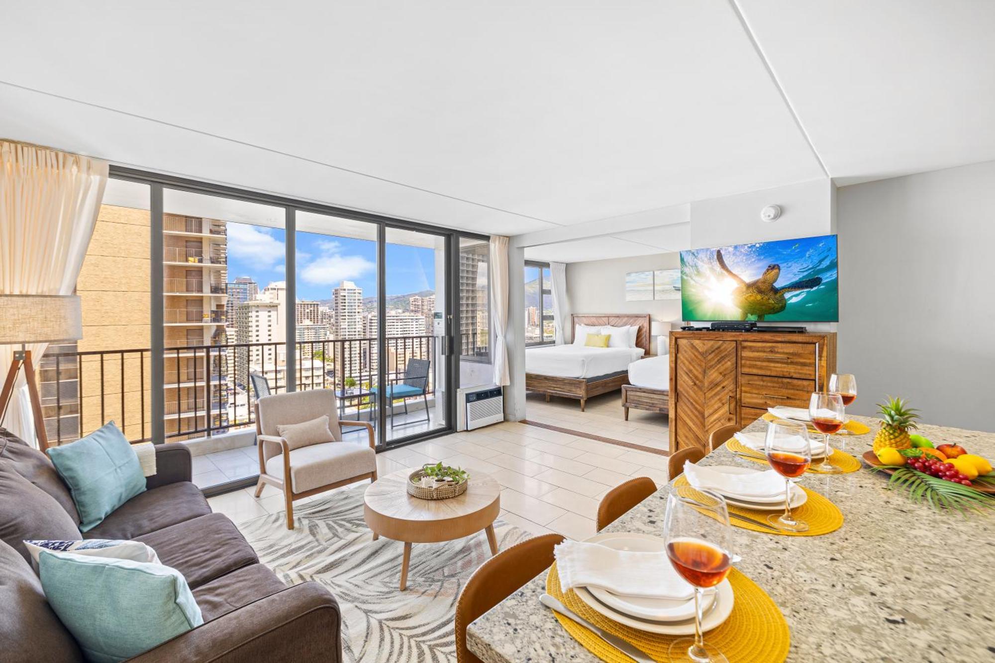 Great Ocean View Condo, Near With Free Parking! Apartment *