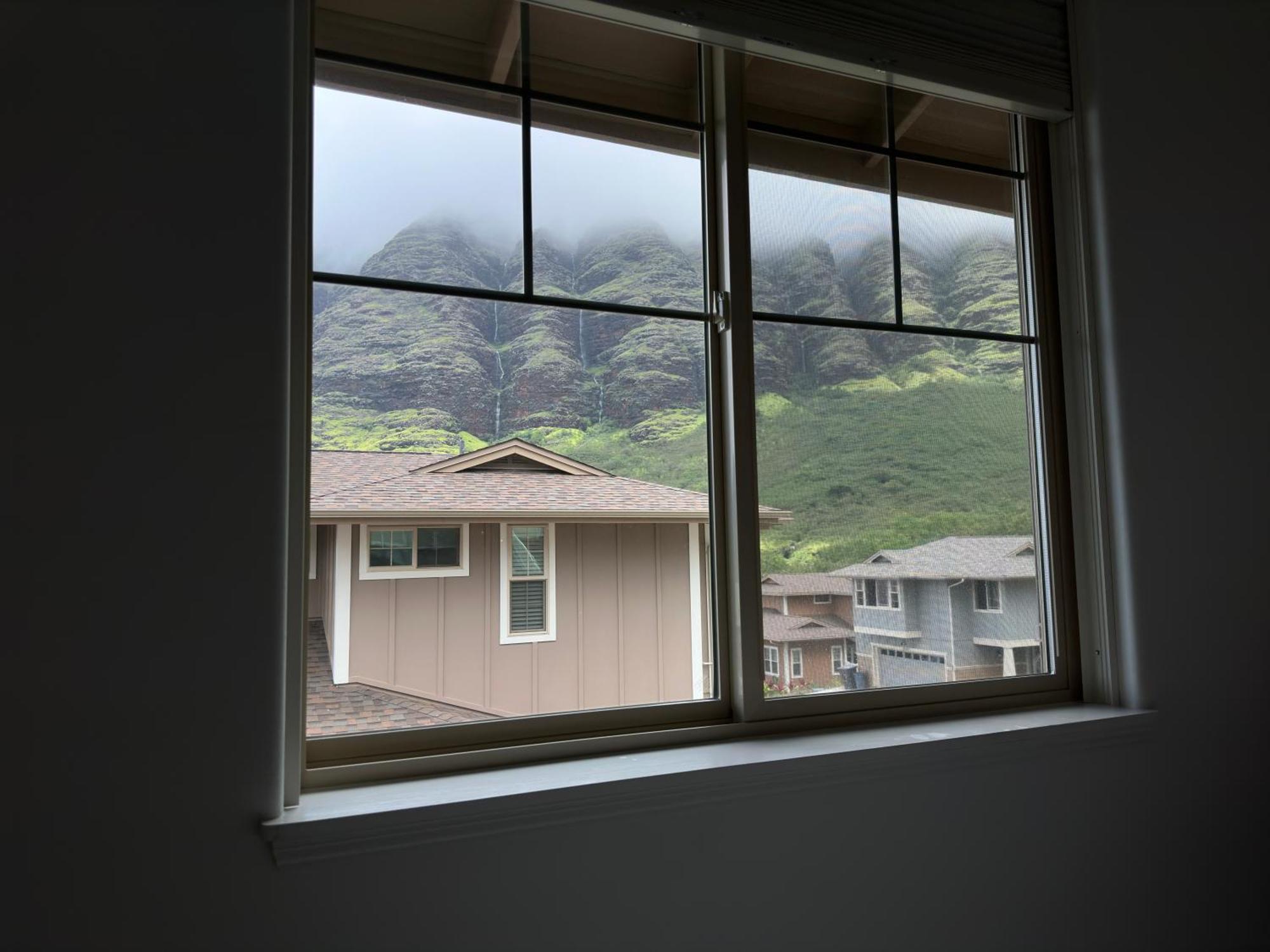 New 4 Bedroom With Ocean And Gorgeous Mountain Views In The Gated Community Of Mauna Olu