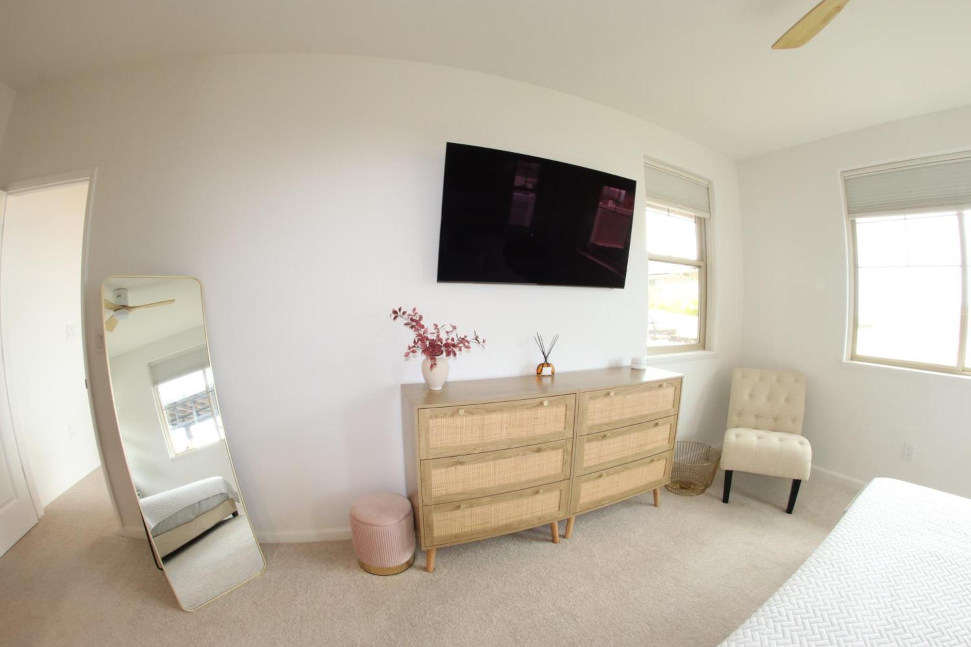 New 4 Bedroom With Ocean And Gorgeous Mountain Views In The Gated Community Of Mauna Olu Holiday home