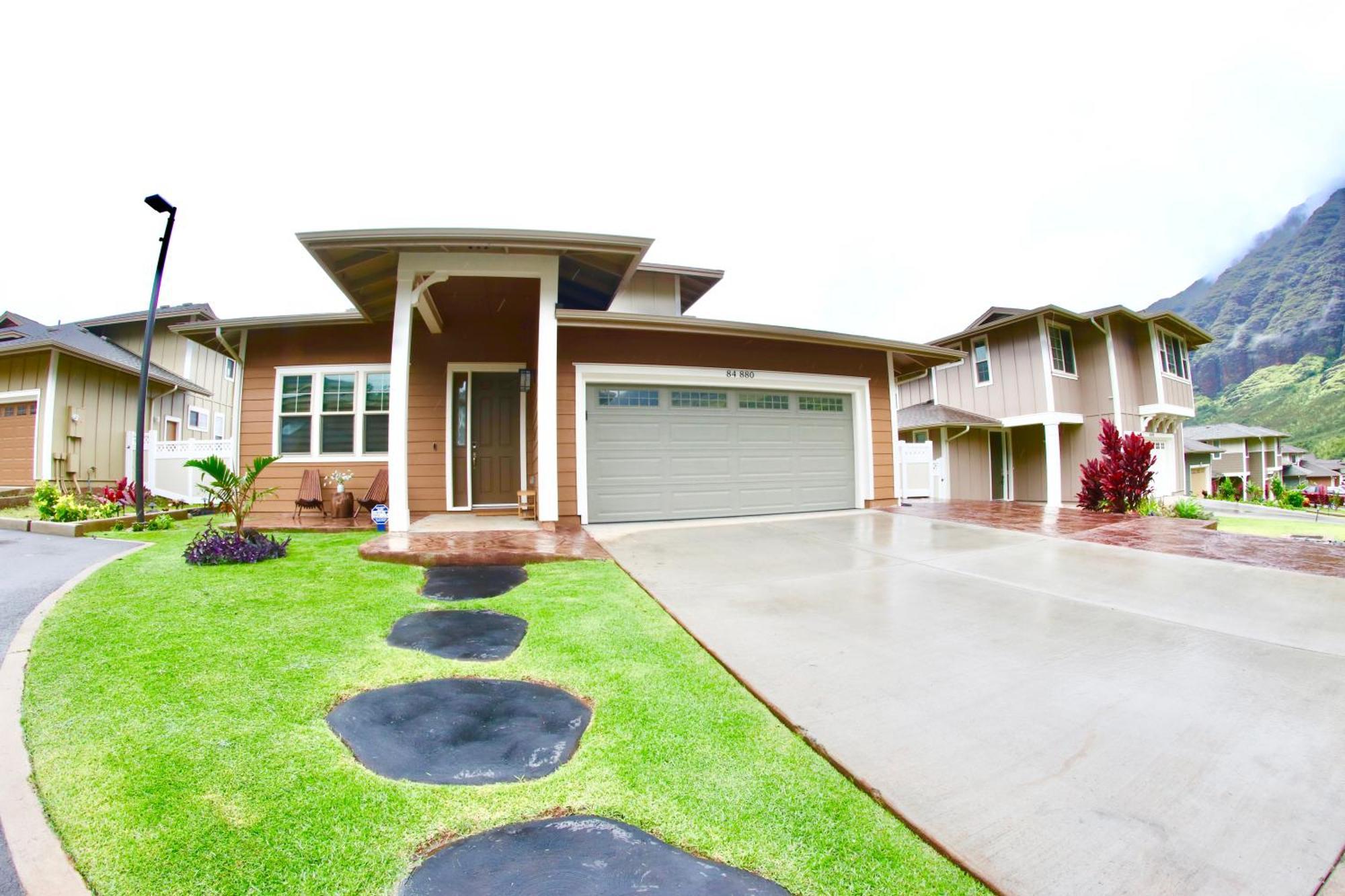 Holiday home New 4 Bedroom With Ocean And Gorgeous Mountain Views In The Gated Community Of Mauna Olu
