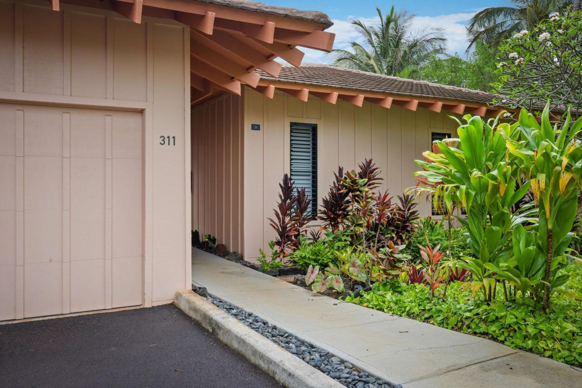 Aparthotel Aston At Poipu Kai 3*