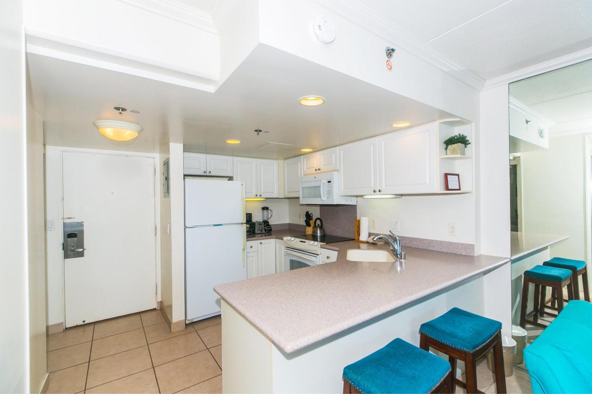 Ilikai Tower 1915 View 1br