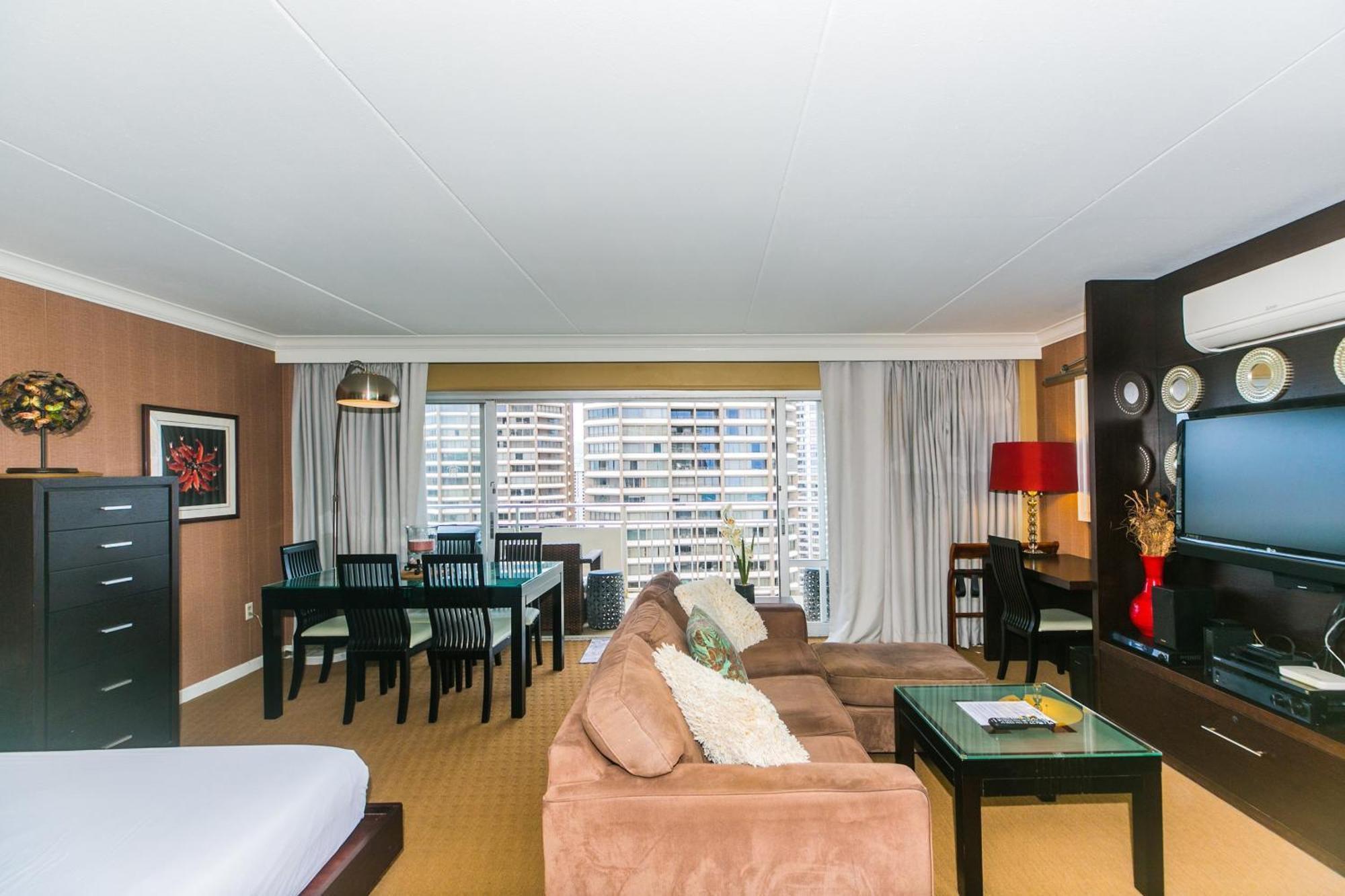 Ilikai Tower 2121 View 1br *