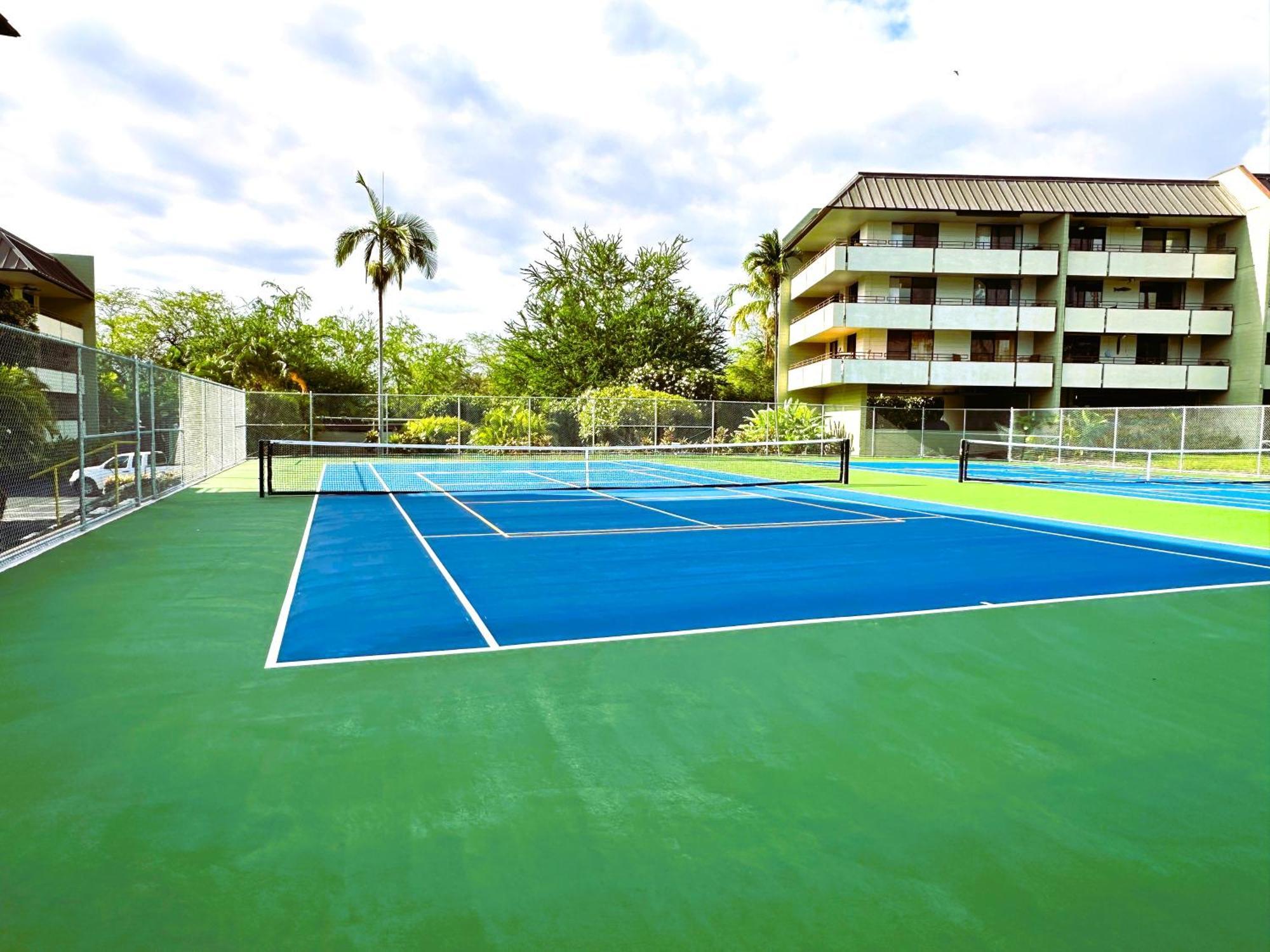 Family Getaway - Lava Room At Magic Sands Beach Apartment