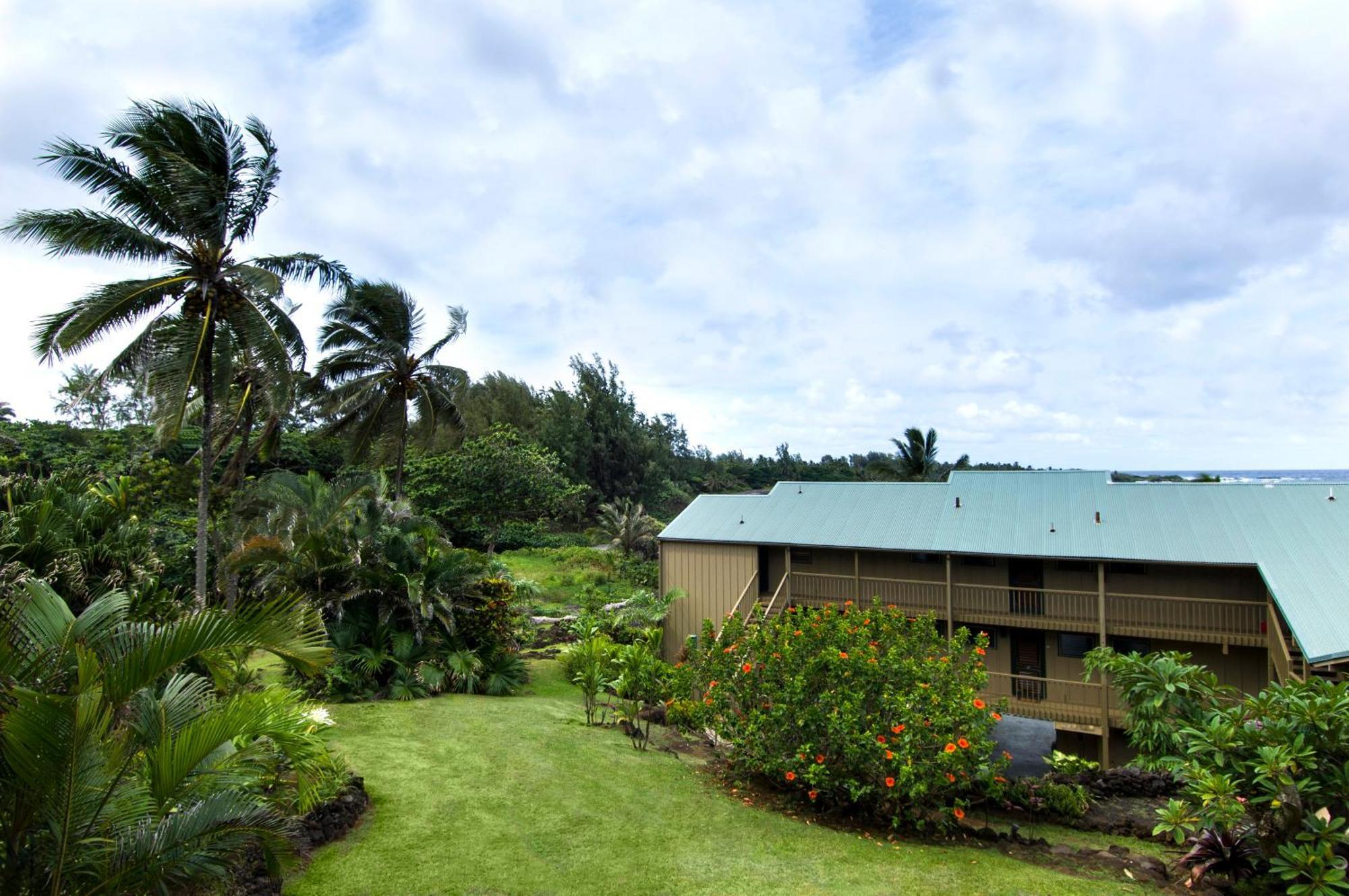 Kai Maui - #106 Kuakahi Partial Oceanview Apartment
