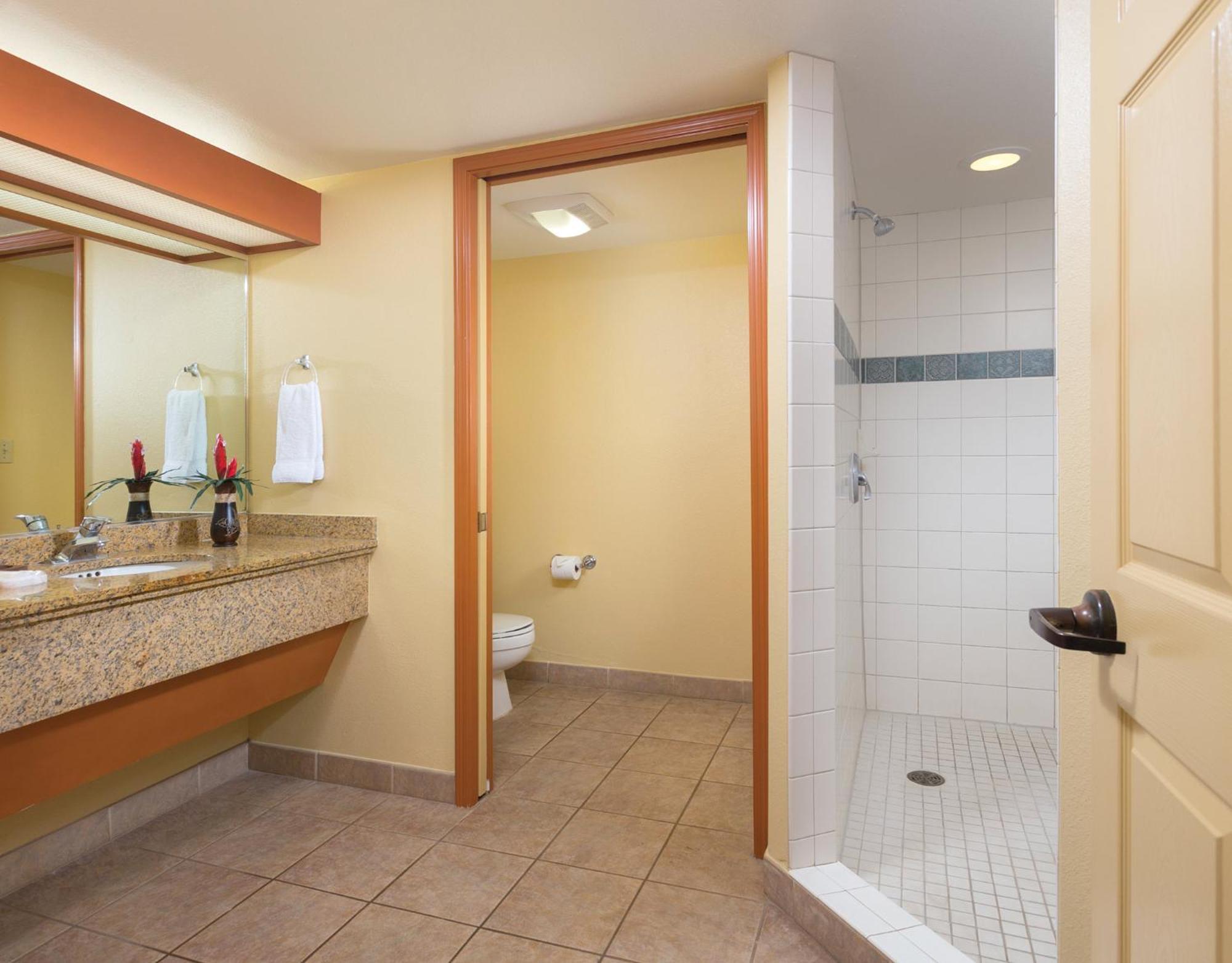 Kauai Coast At The Beach Boy 4*