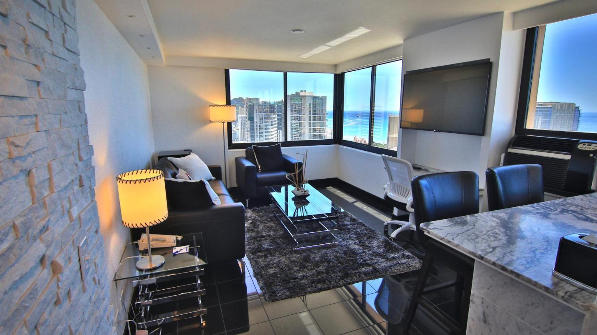 Resort Holiday Express Waikiki By Ihg 3*