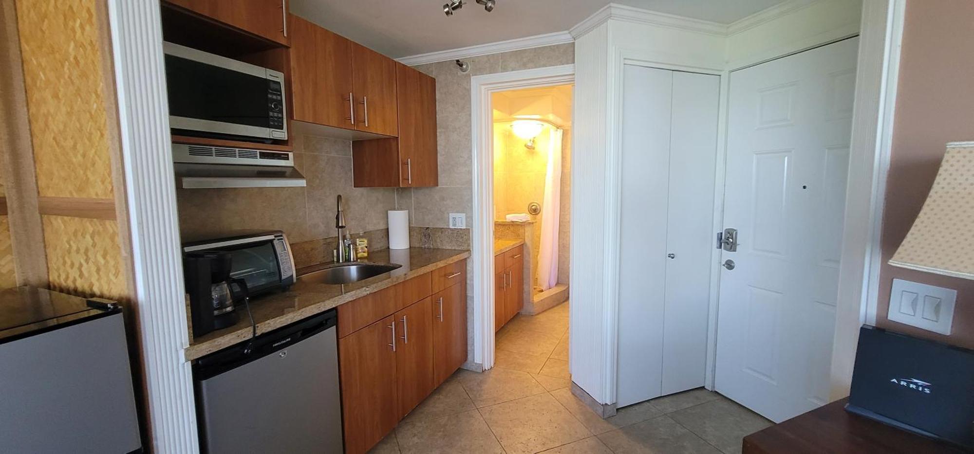 Waikiki Steps To Beach-mall Free Parking-wifi