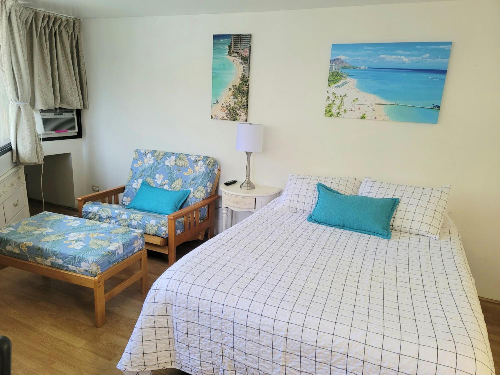 Waikiki Steps To Beach-mall Free Parking-wifi Apartment Honolulu