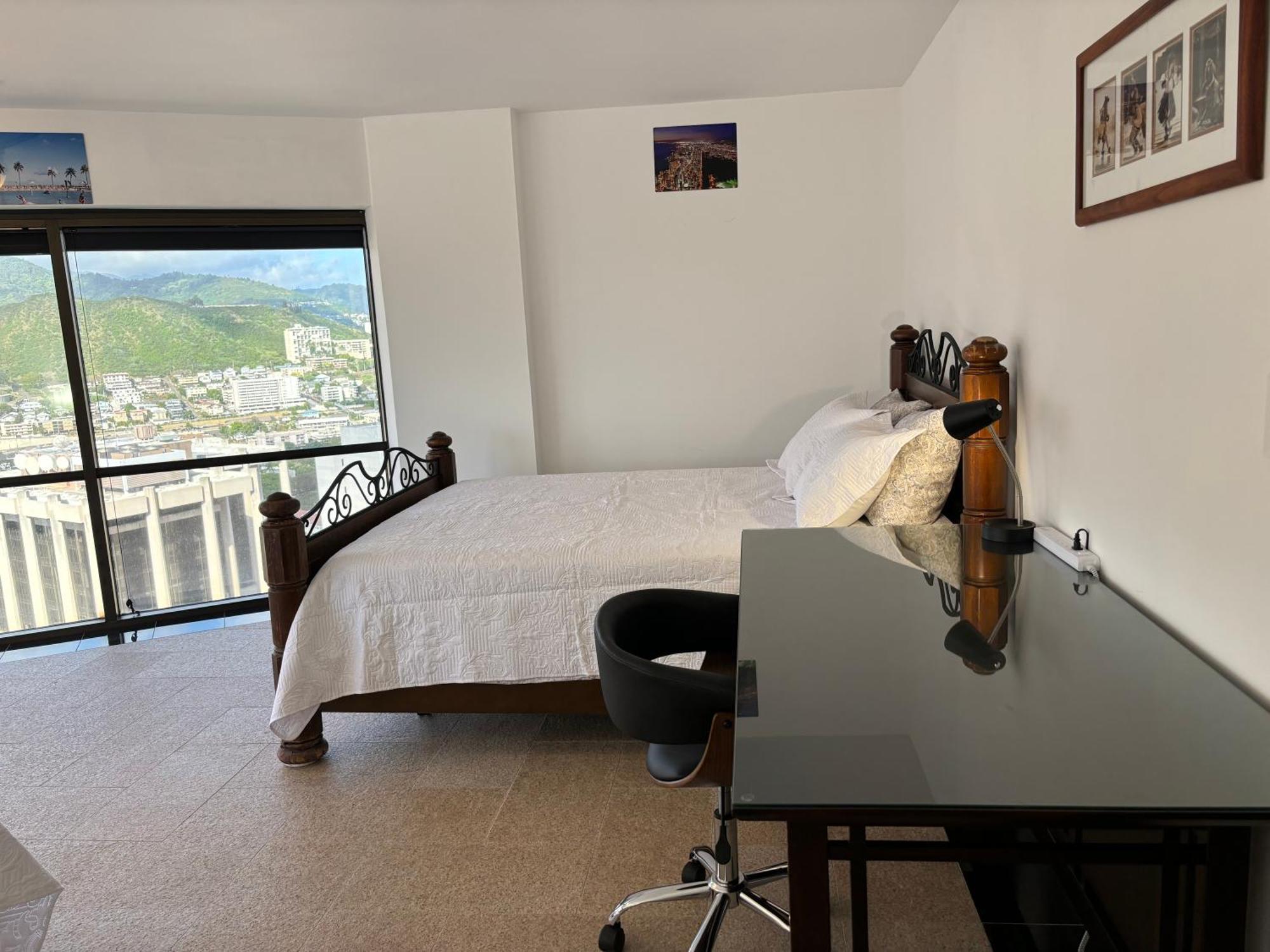 Condotel With Free Parking Wifi Ac
