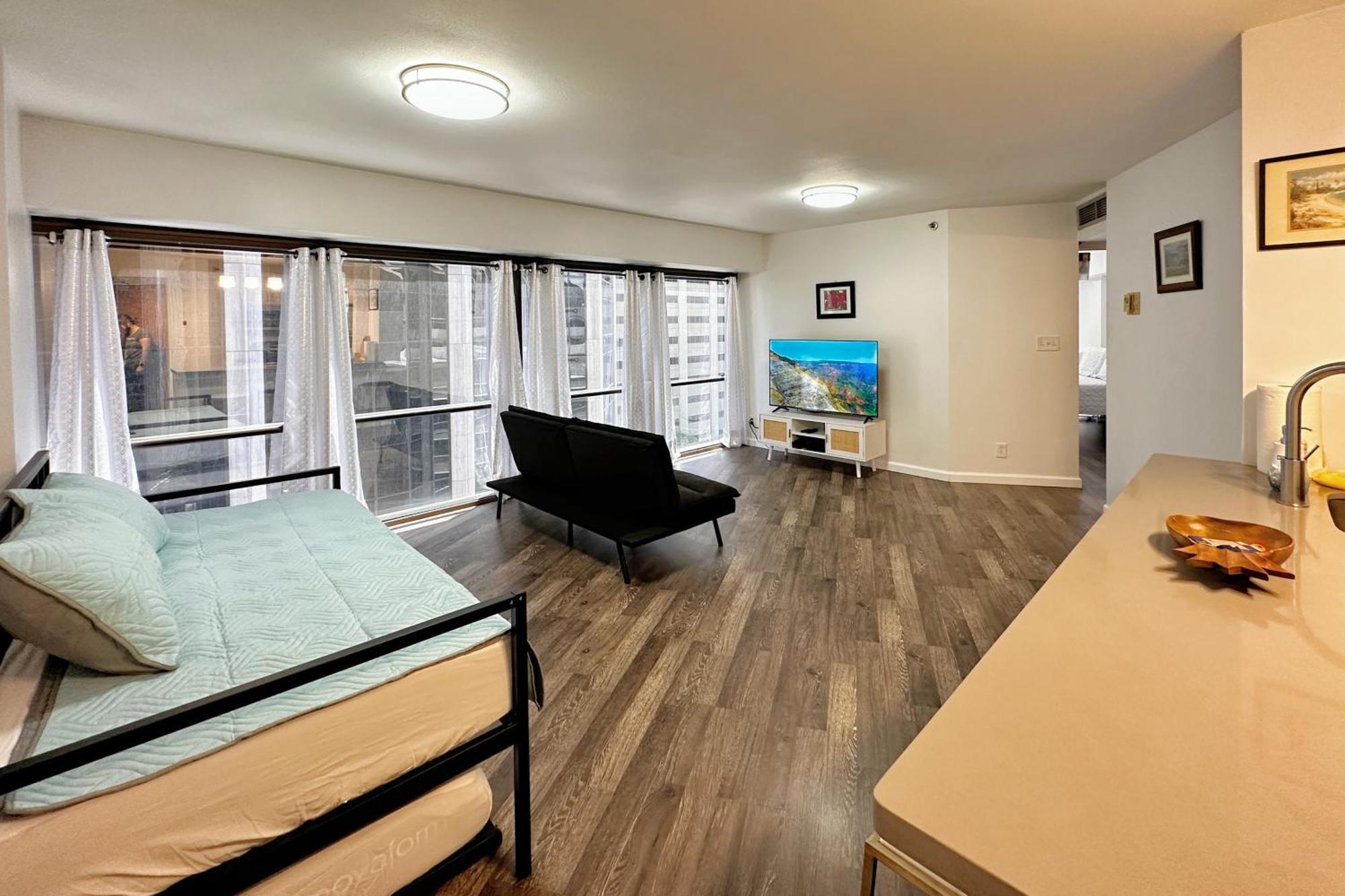 Condotel With Free Parking Wifi Ac Honolulu