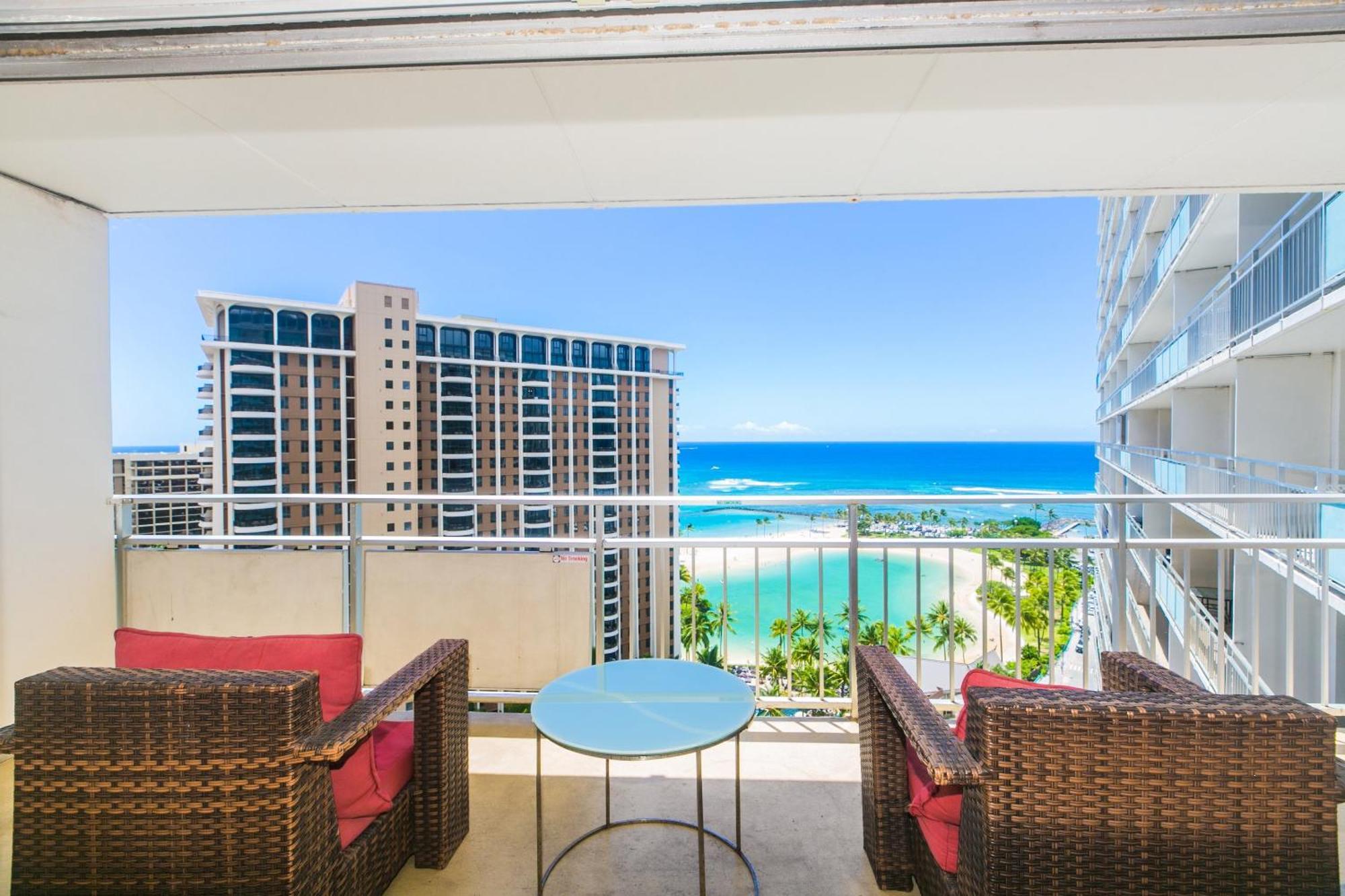 Ilikai Tower 1812 Lagoon View 1br Honolulu