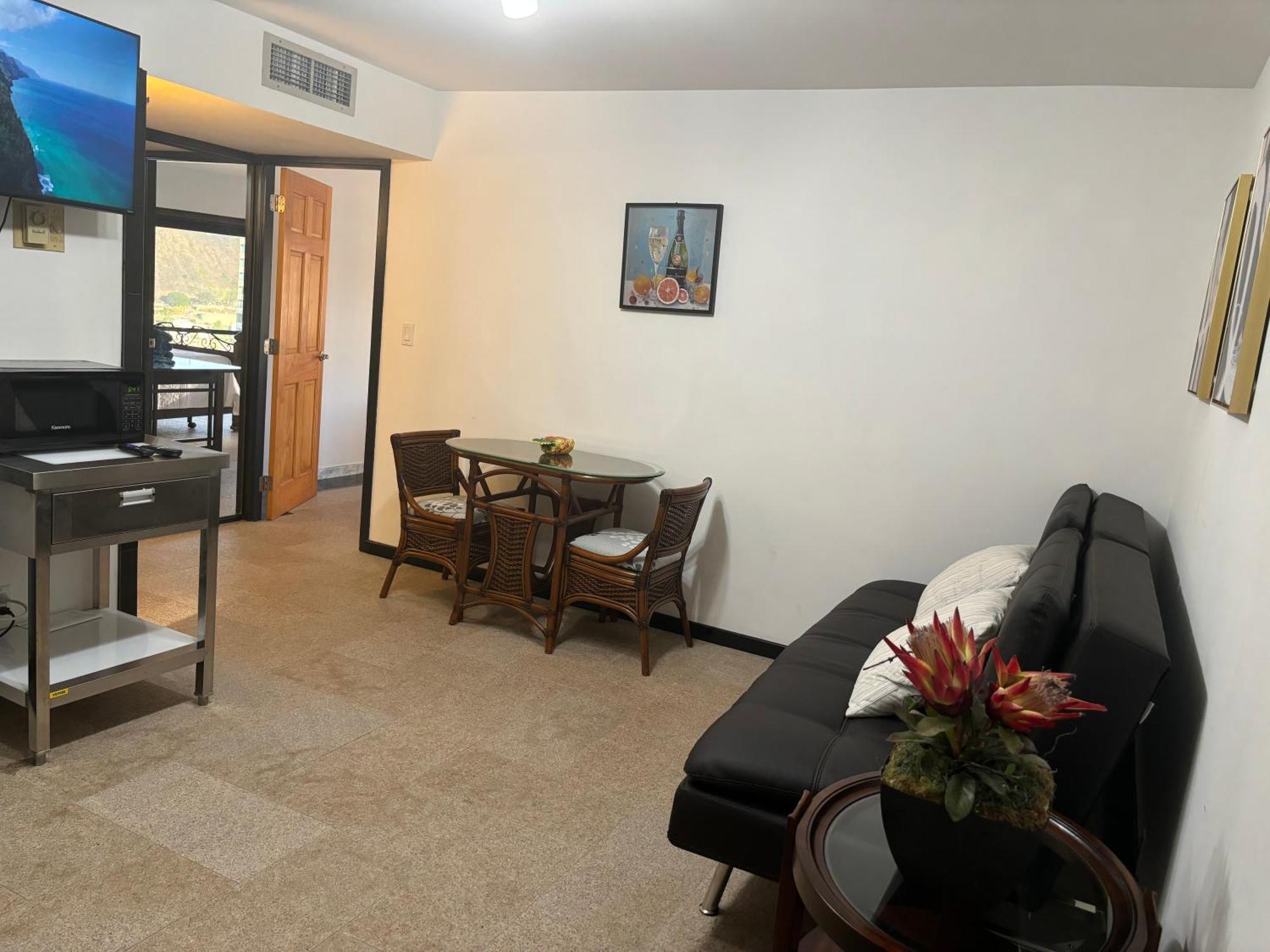 Condotel With Free Parking Wifi Ac Honolulu