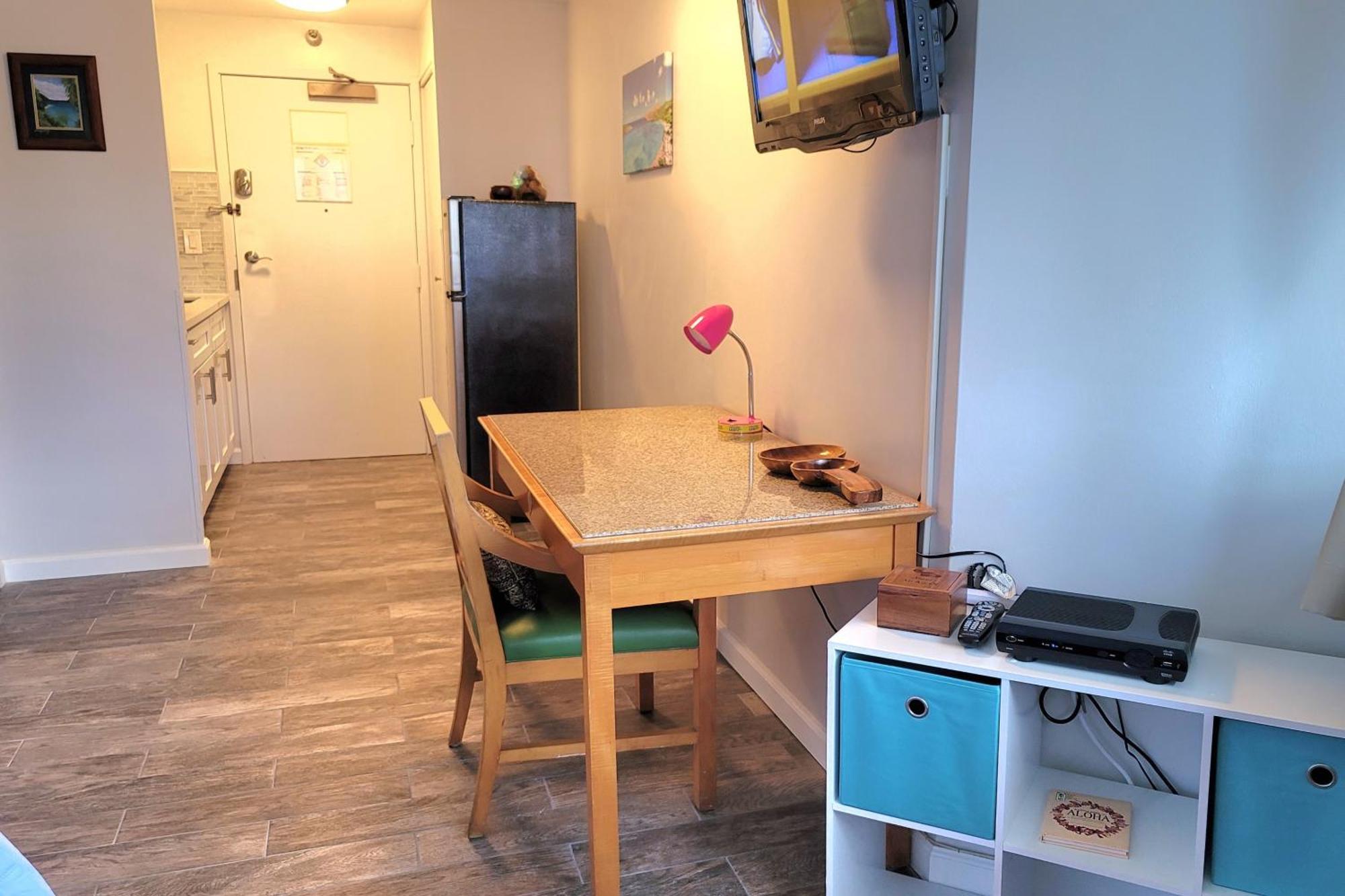 Waikiki Steps To Beach-mall Free Parking-wifi Honolulu