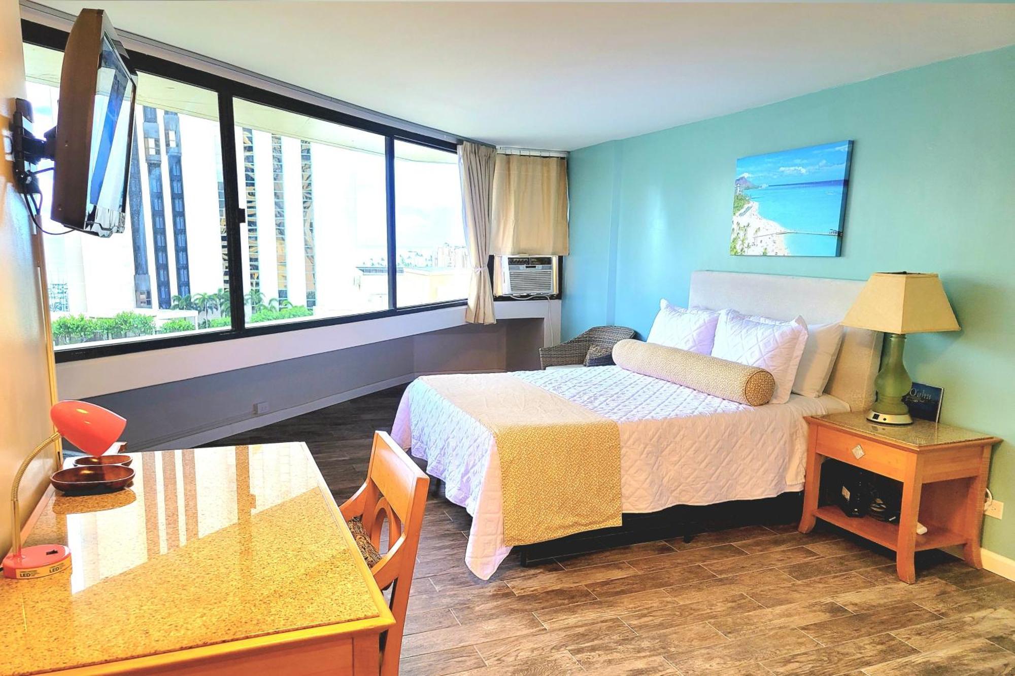 Waikiki Steps To Beach-mall Free Parking-wifi *