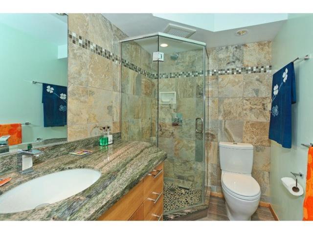 Waikiki Steps To Beach-mall Free Parking-wifi *