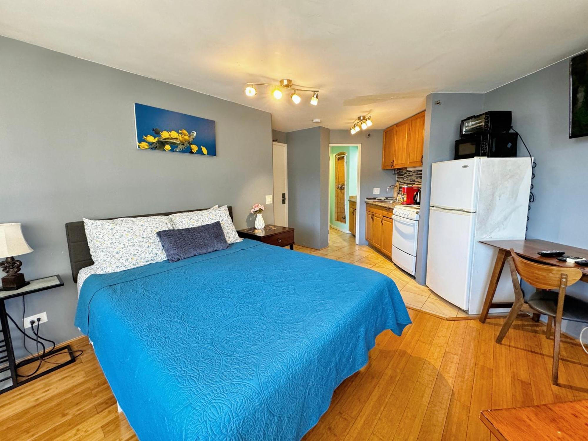 Waikiki Steps To Beach-mall Free Parking-wifi * Honolulu