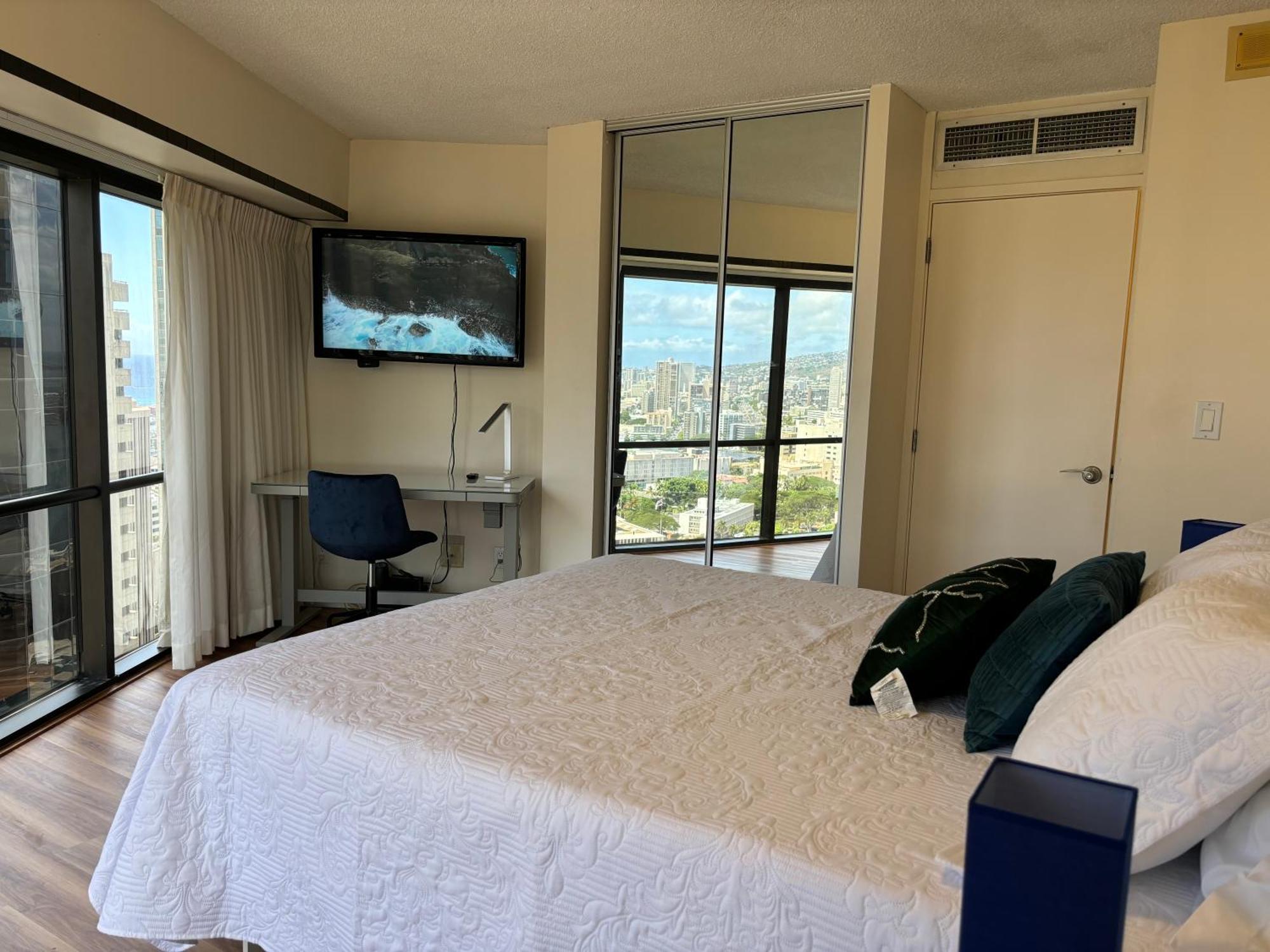 Condotel With Free Parking Wifi Ac Apartment *