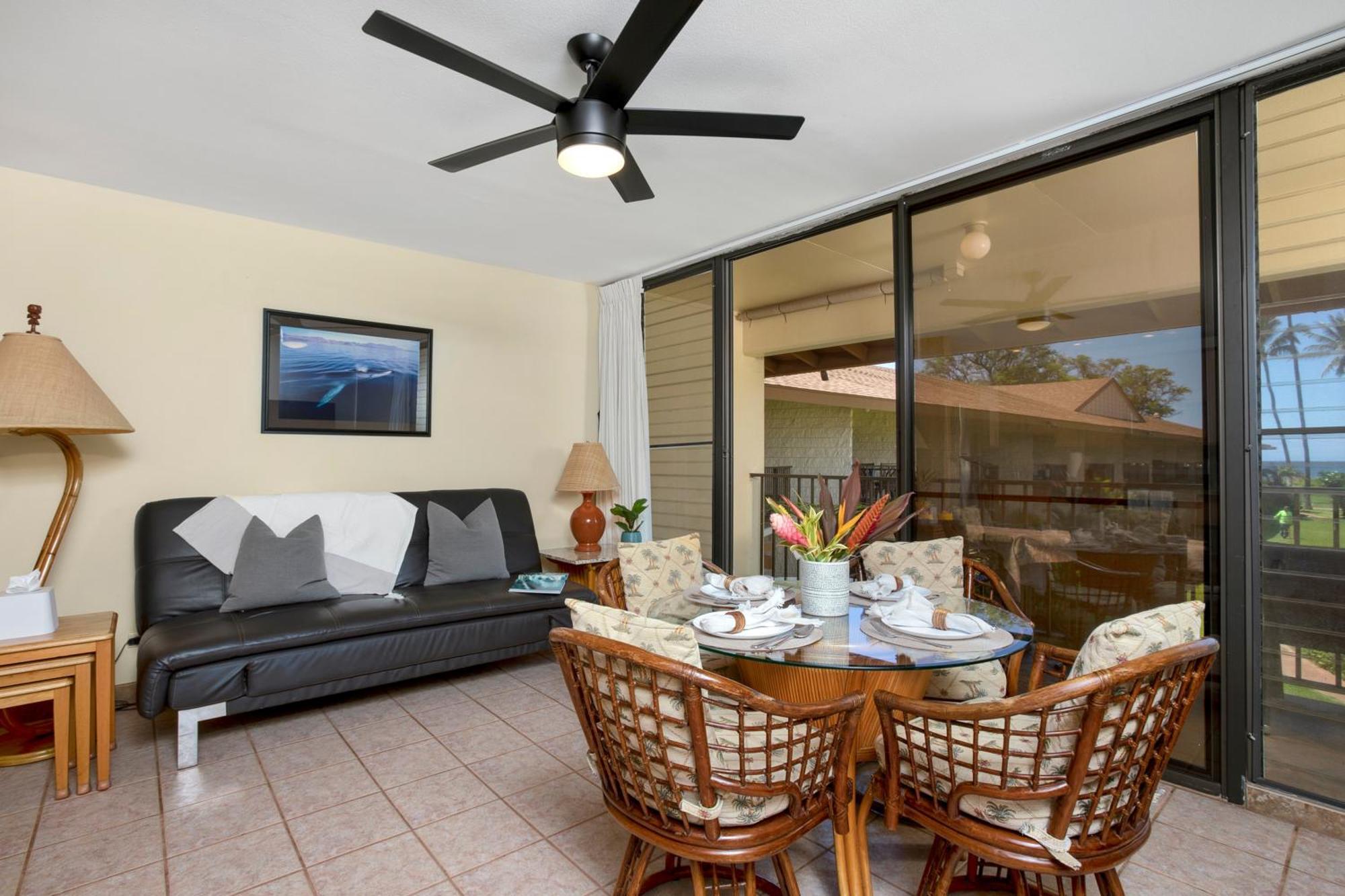 Beautiful 2 Bedroom With Panoramic Ocean Views | Oceanfront Apartment *