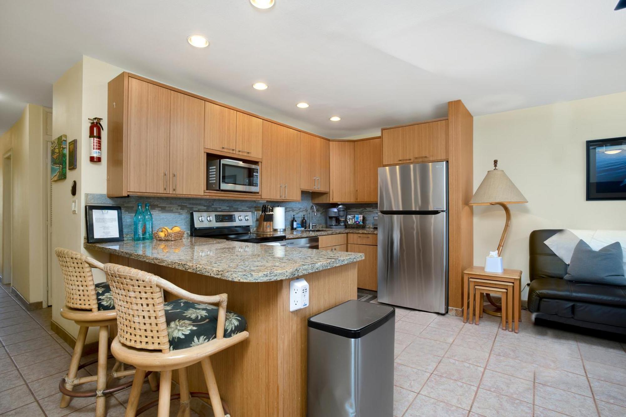 Beautiful 2 Bedroom With Panoramic Ocean Views | Oceanfront * Kihei