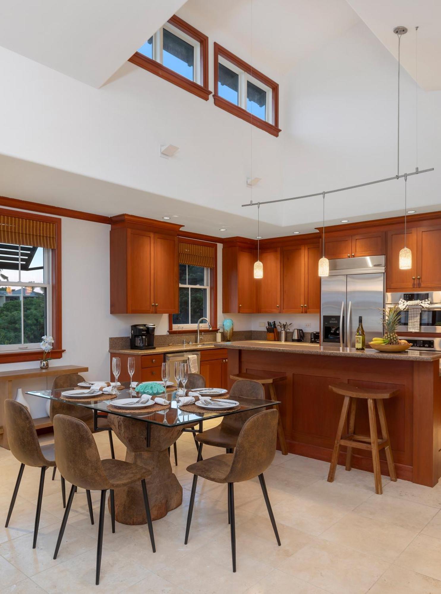Hilton Pool Pass Included, Kolea - Luxe Penthouse Holiday home *