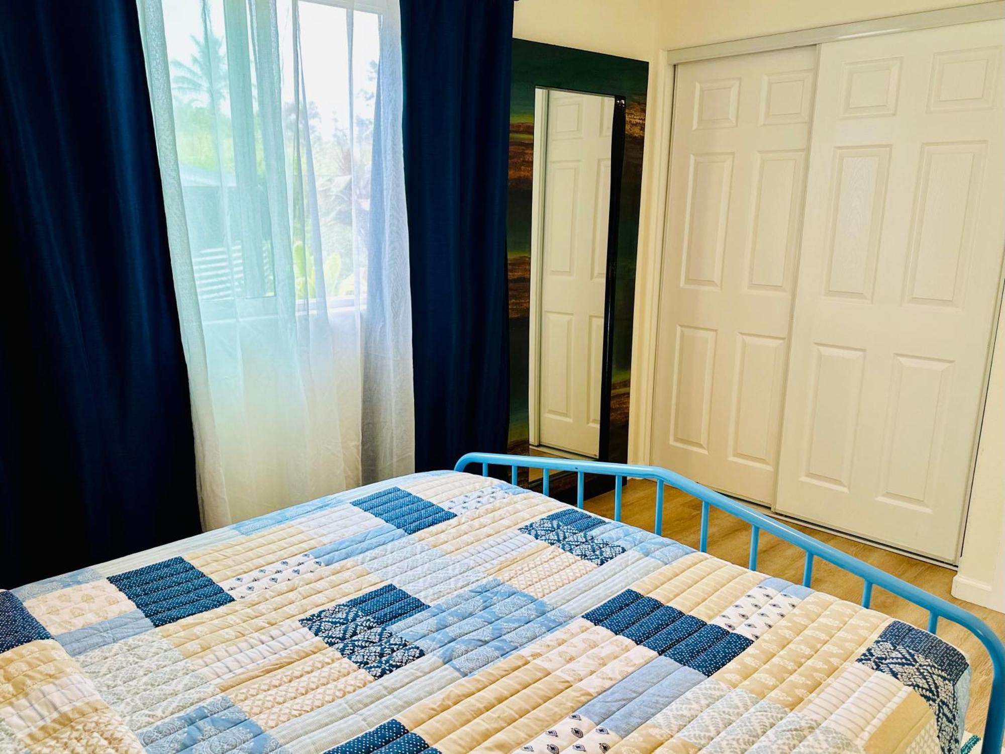 Kope Hale Near Hilo & Volcano National Park Guest house *