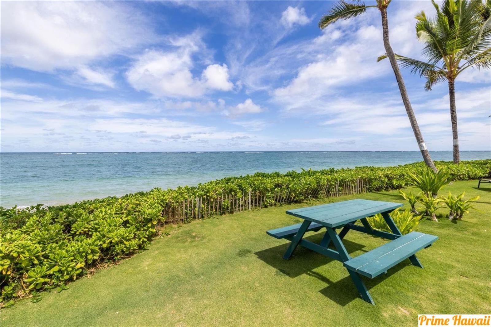 Pats At Punalu'u - Beachfront 7 * Hau'ula