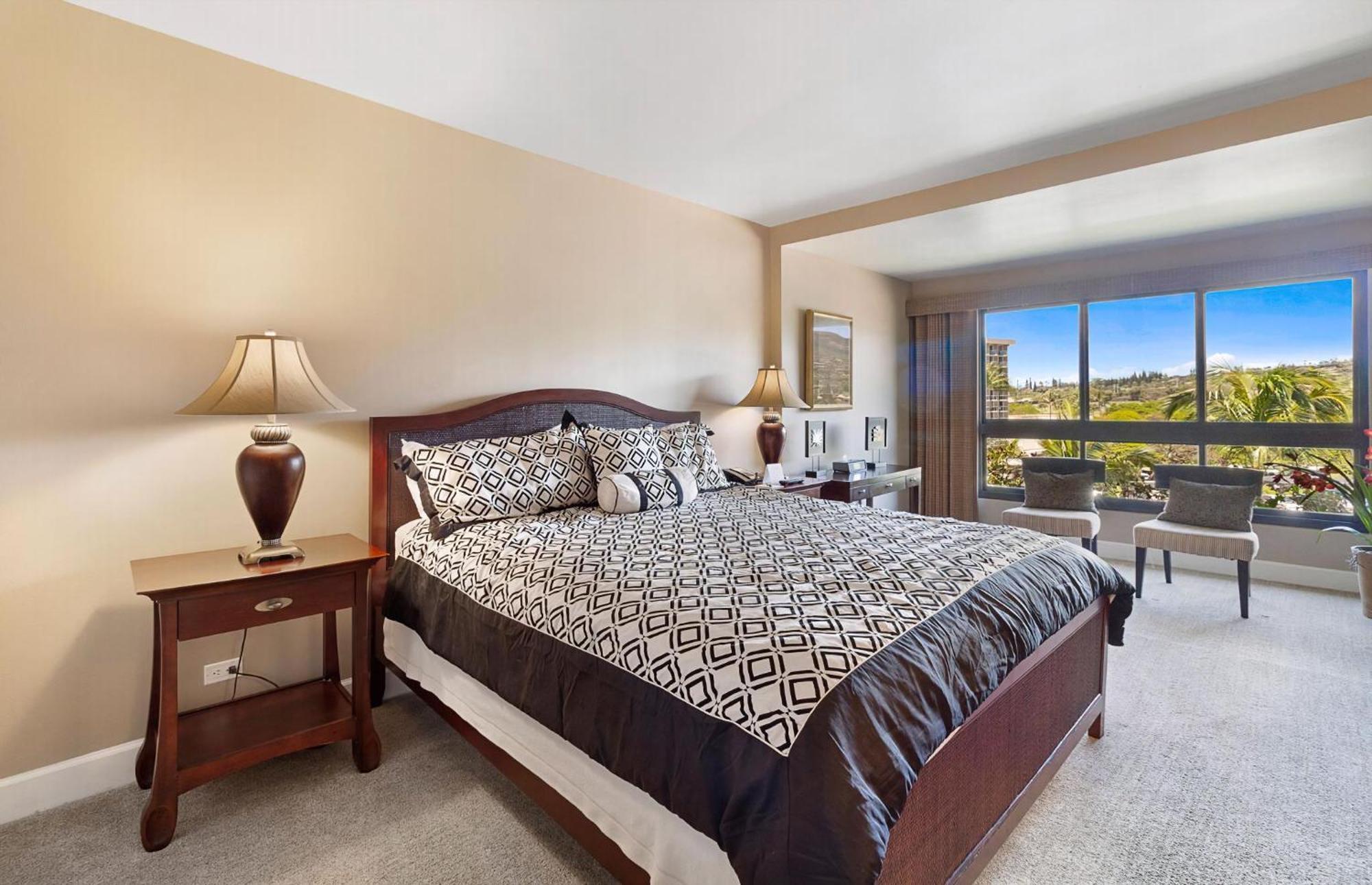 The Kaanapali Alii By Maui Lahaina