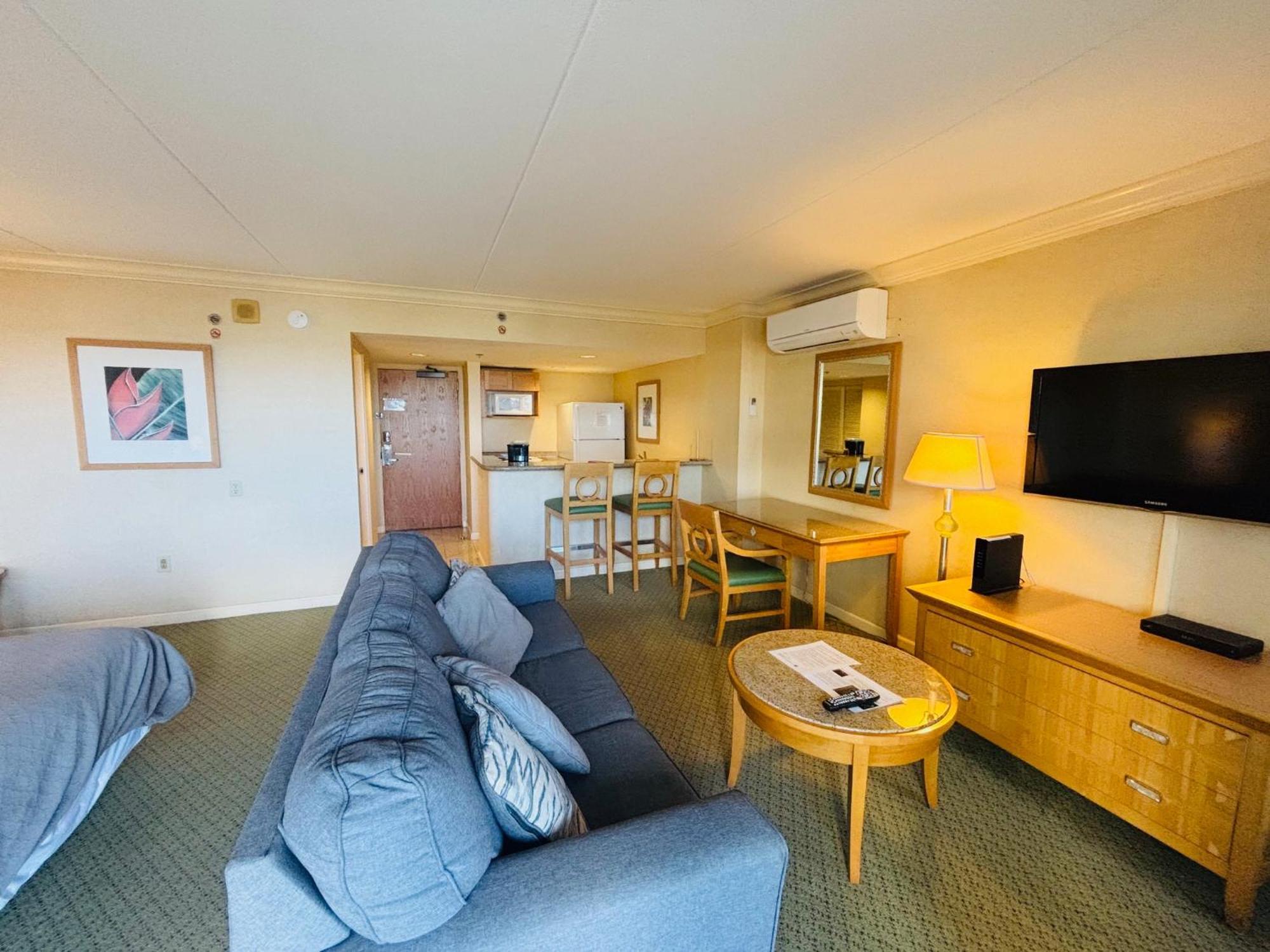 Holiday home Ilikai 308 - Spacious With Stunning Ocean & Harbor Views *