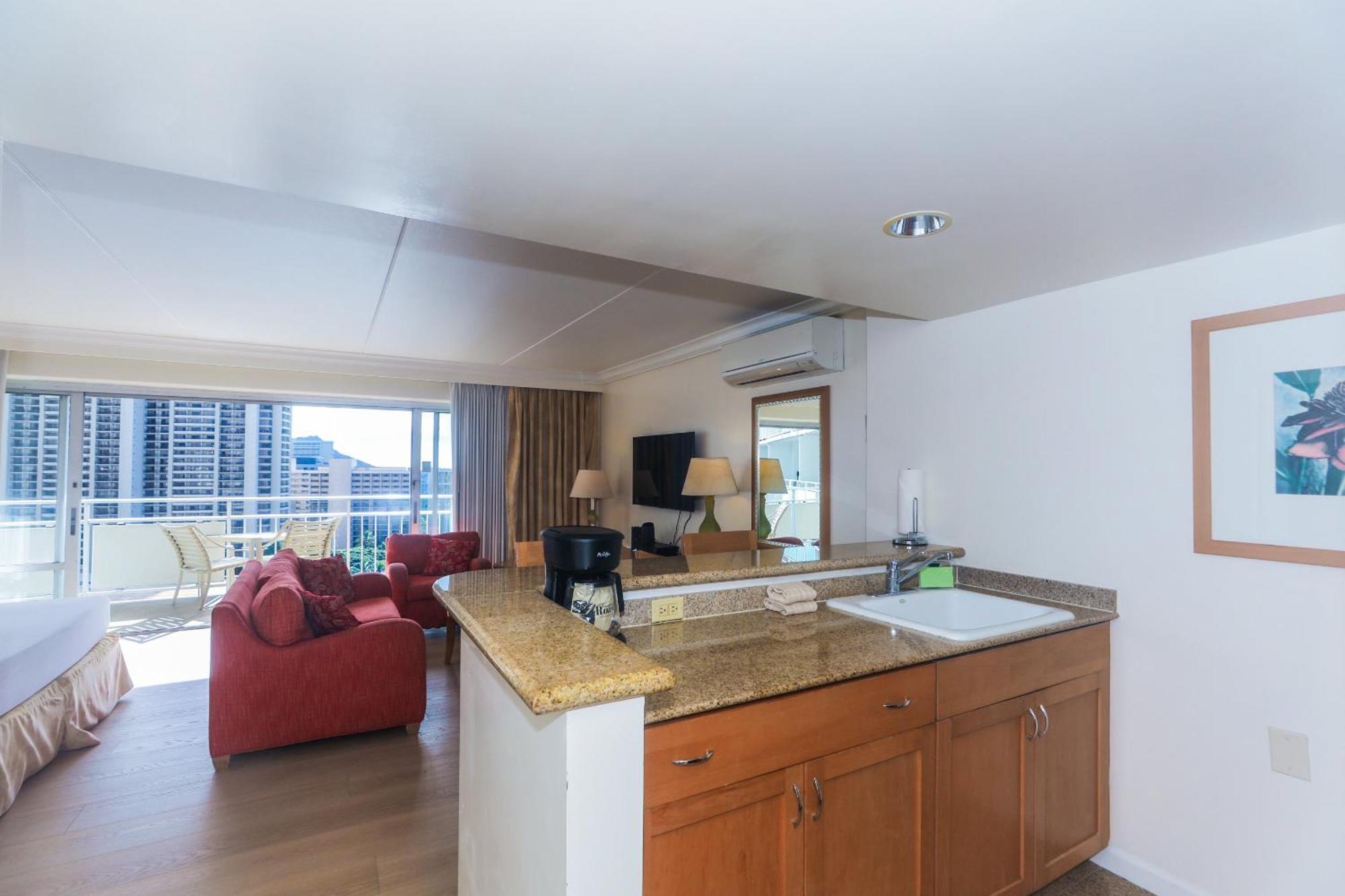 Apartment Ilikai Tower 1628 Lagoon View 1br *