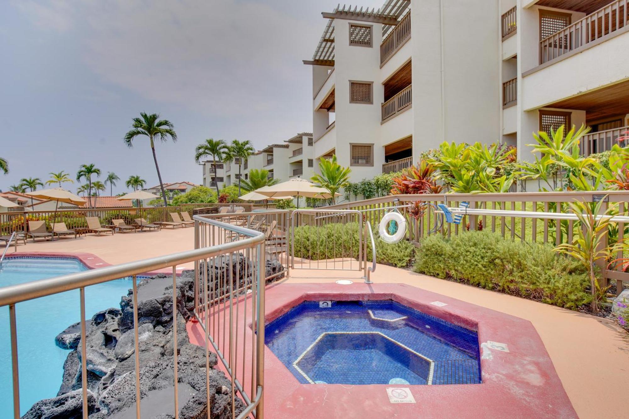 With Access And Ocean View! Apartment