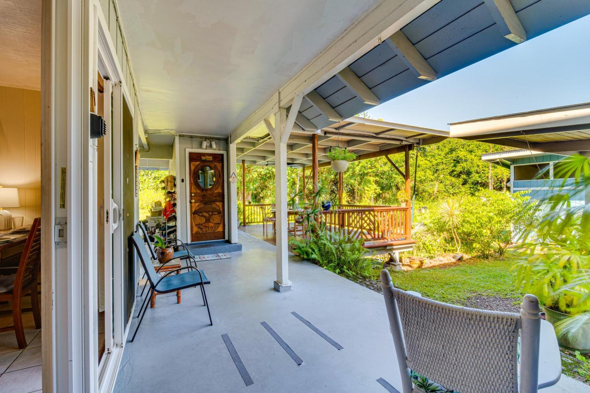 On Beautiful Acre With Pool And Deck! Apartment *