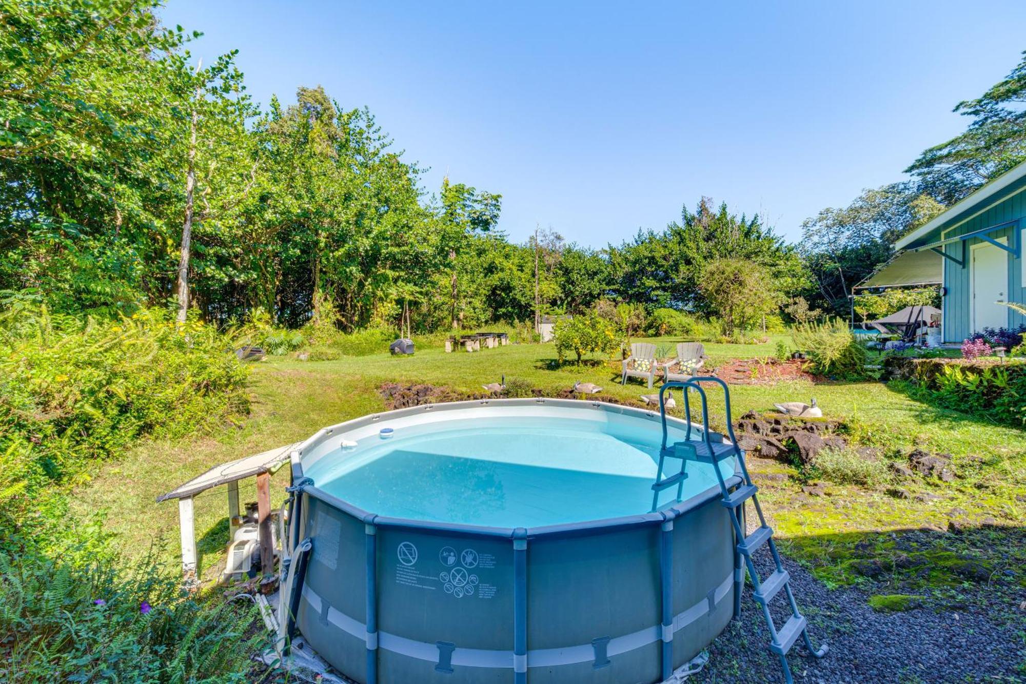 On Beautiful Acre With Pool And Deck! * Keaau