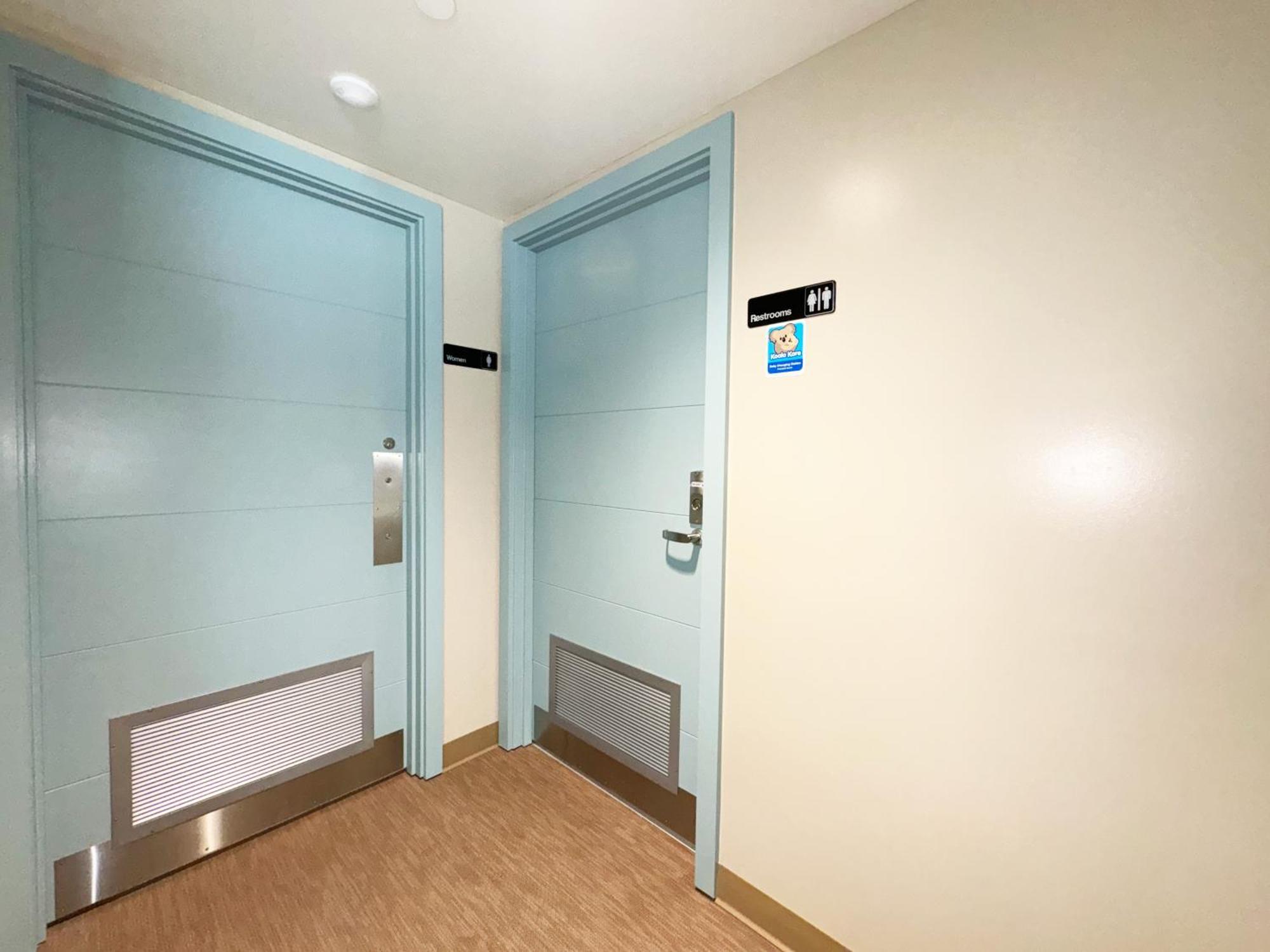 Apartment Waikiki Banyan 1br With Great Ocean Views, Steps To & Parking! Honolulu