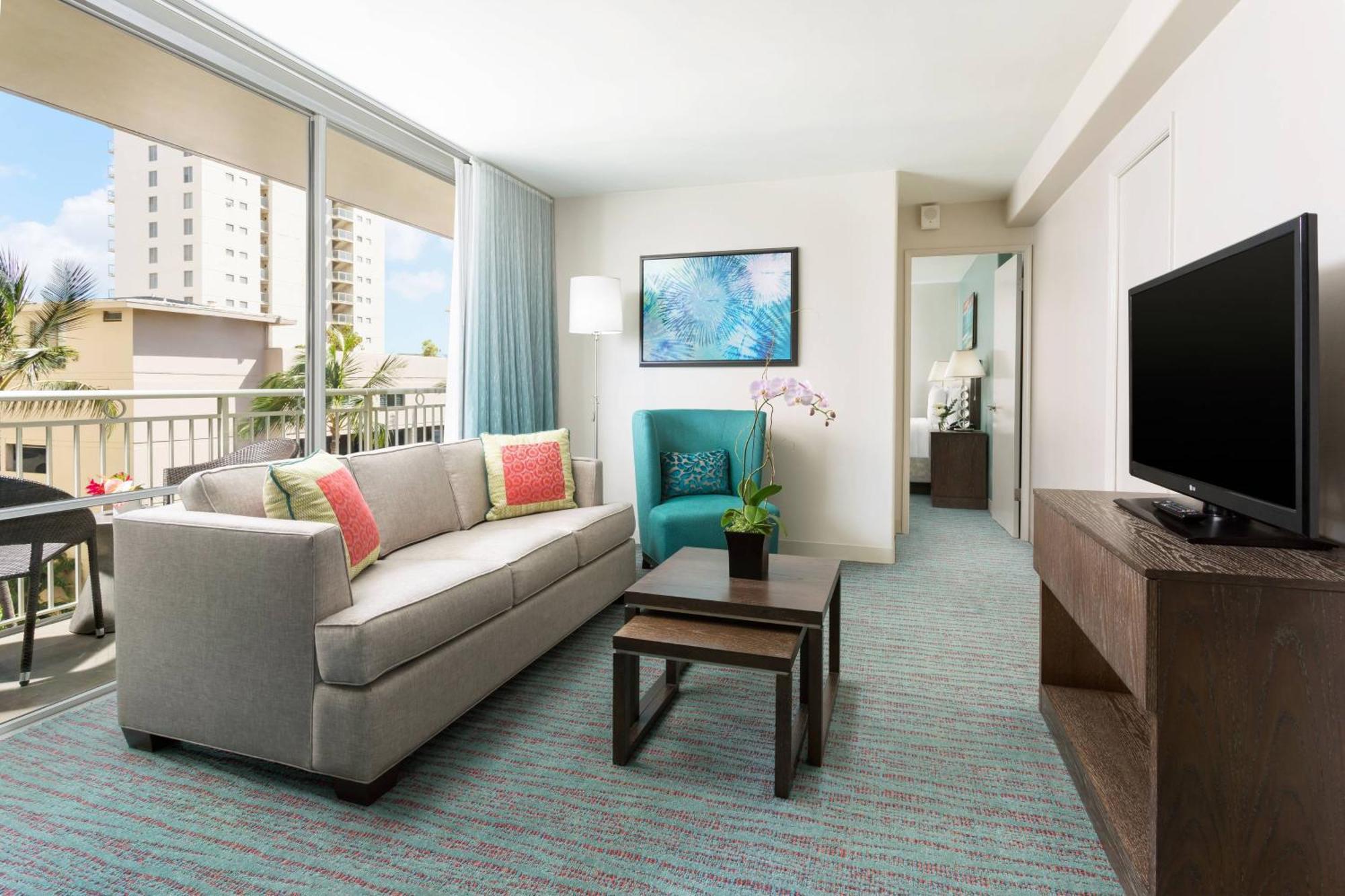 Courtyard By Marriott Waikiki Hotel Honolulu