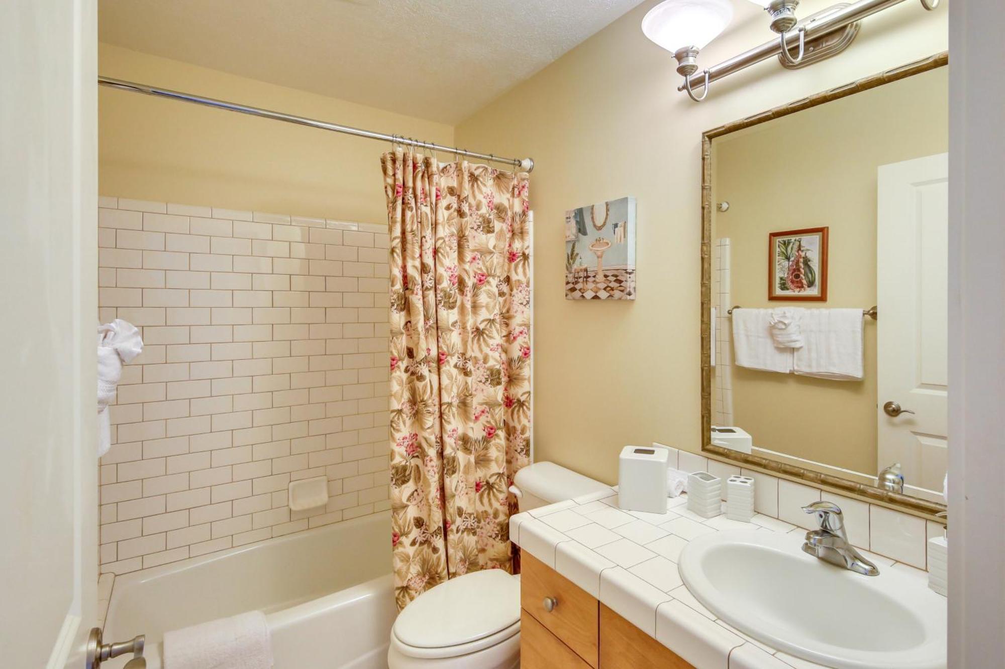 With Mountain And Golf Course Views! * Princeville