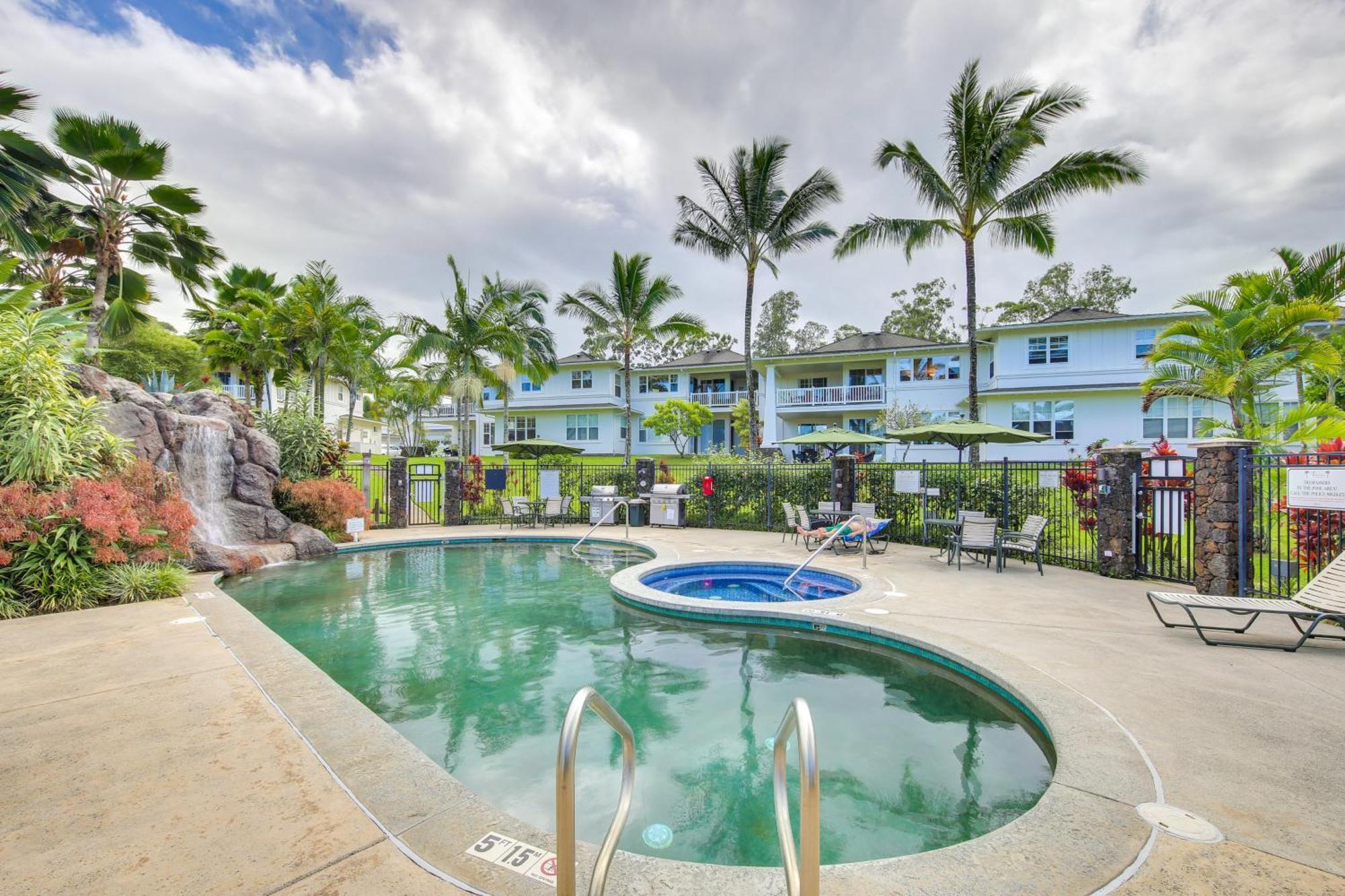 With Mountain And Golf Course Views! Apartment Princeville
