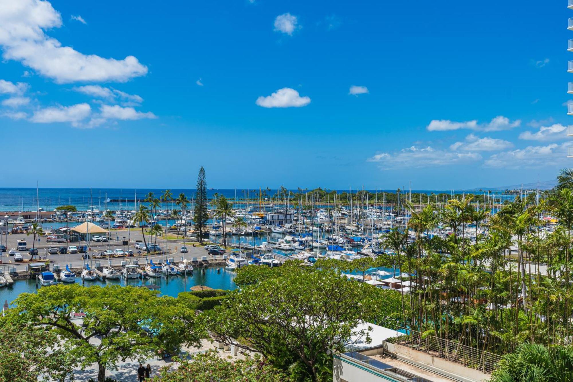 Oceanfront Oasis In Ilikai Apts Apartment Honolulu