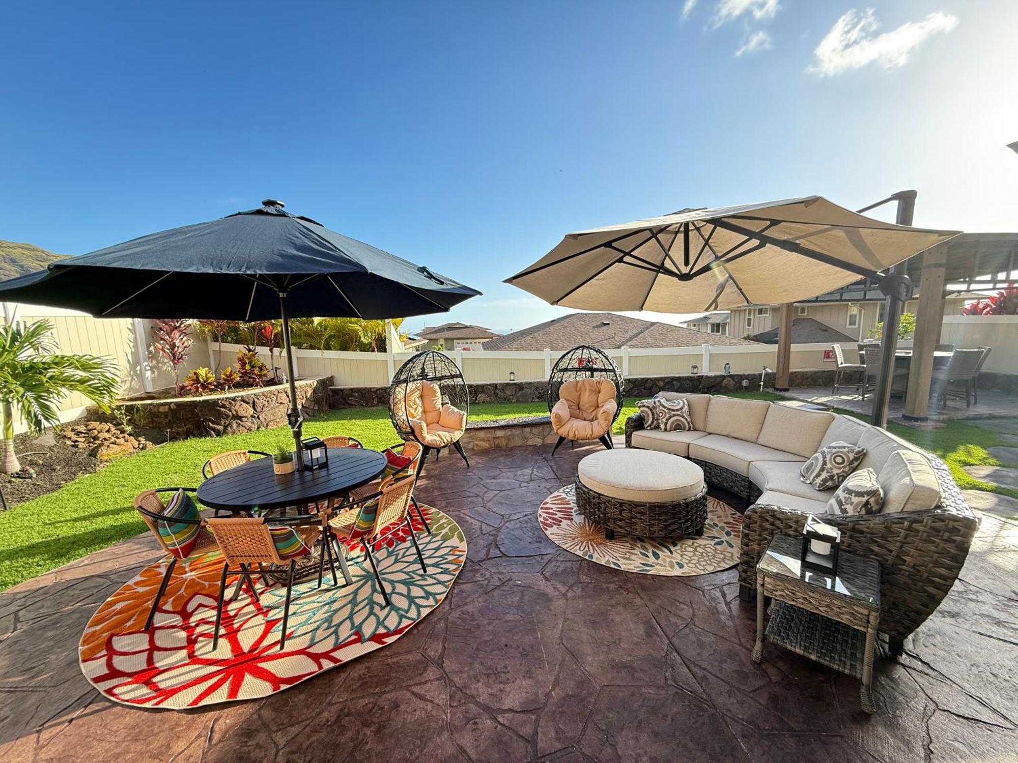 New 4 Bedroom With Ocean And Gorgeous Mountain Views In The Gated Community Of Mauna Olu Holiday home