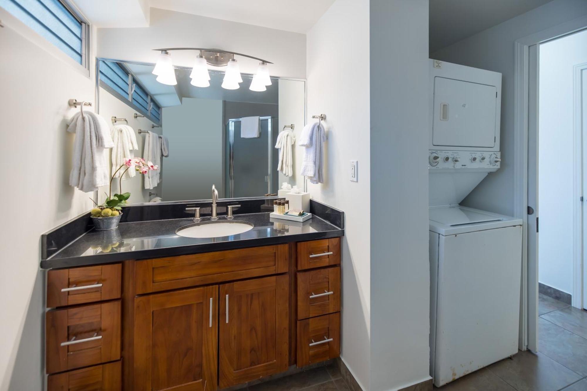 Waikiki Shore By Outrigger - Select Your Unit Honolulu