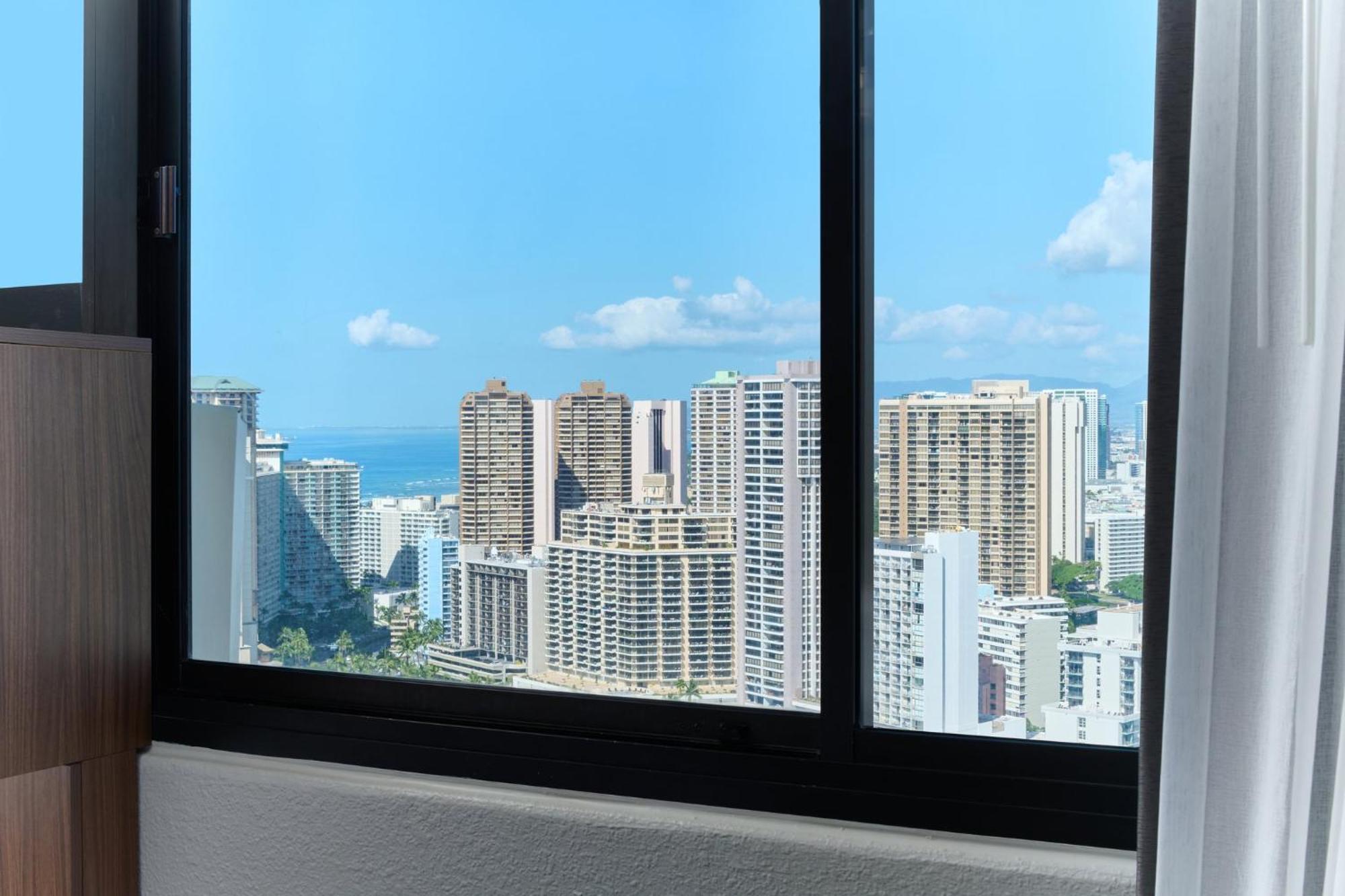 Holiday Express Waikiki By Ihg Resort 3*