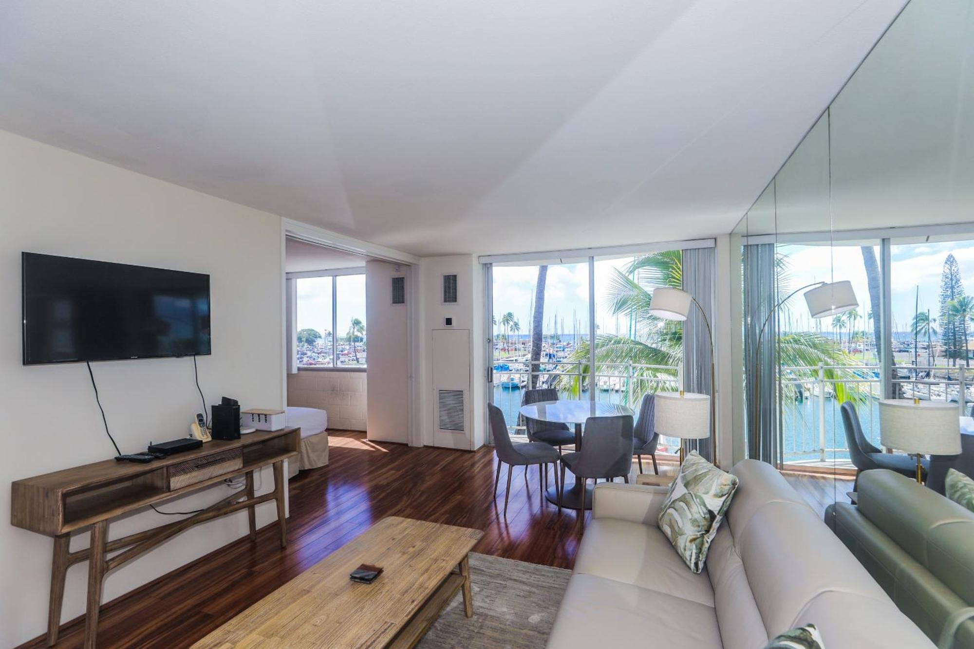 Apartment Ilikai Marina 382 Yacht Harbor View 1br