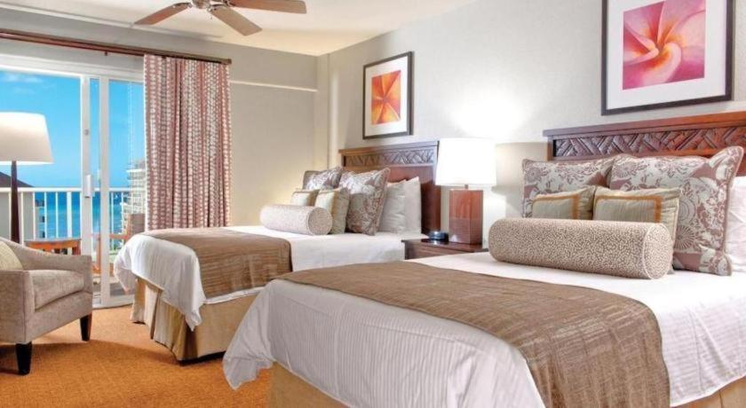 Club Wyndham At Waikiki Beach Walk Honolulu