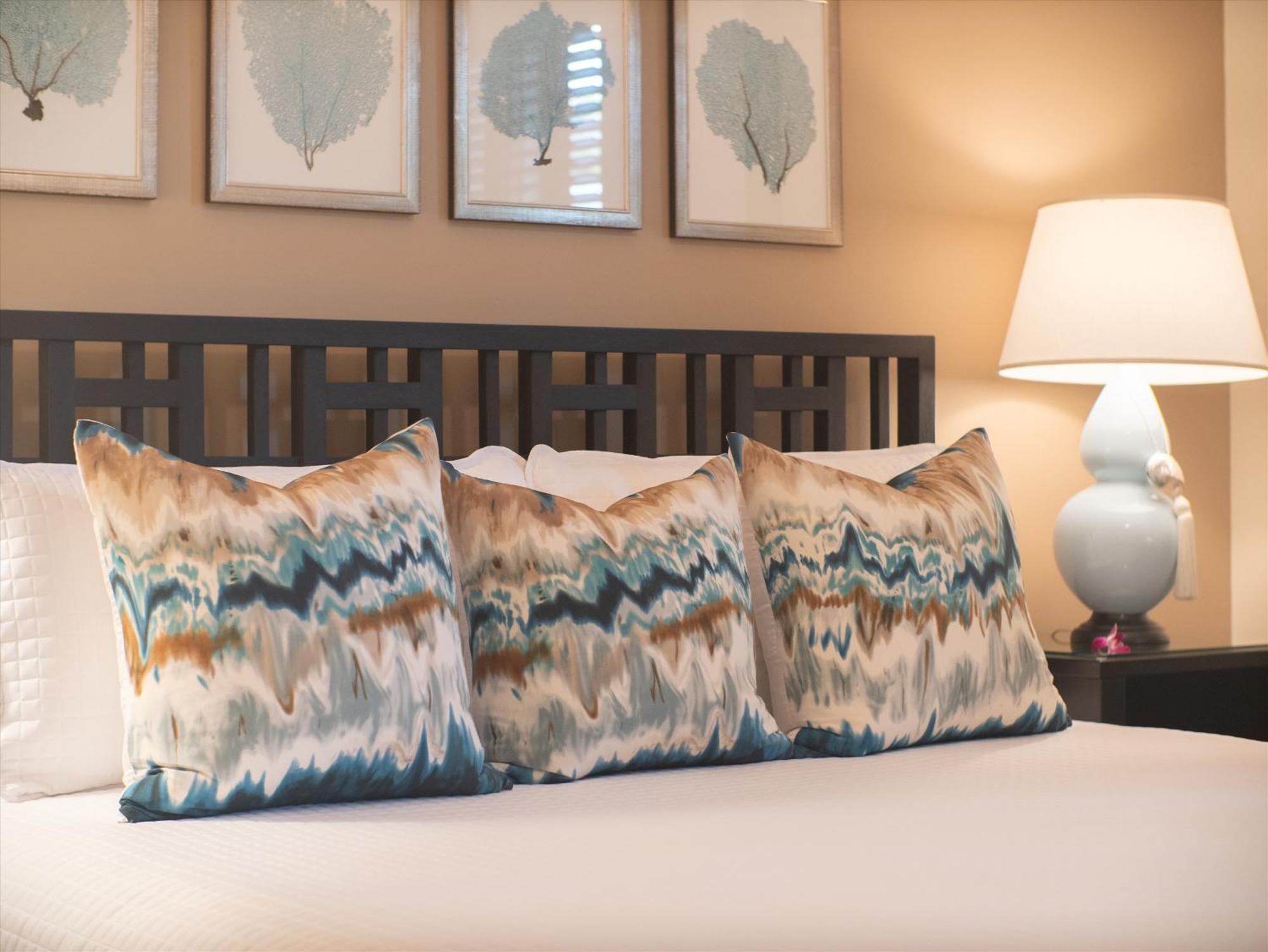Totally Revamped Pacific Paradise J505 At Wbv! -top Floor Ocean Views!