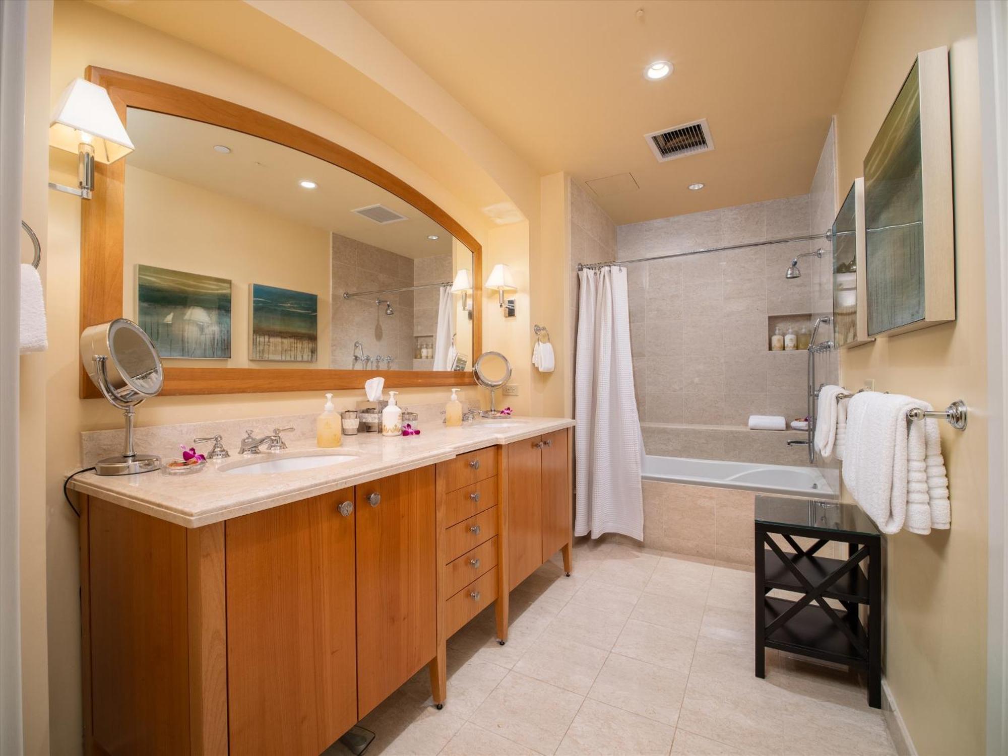 Villa Totally Revamped Pacific Paradise J505 At Wbv! -top Floor Ocean Views! Wailea (Maui)
