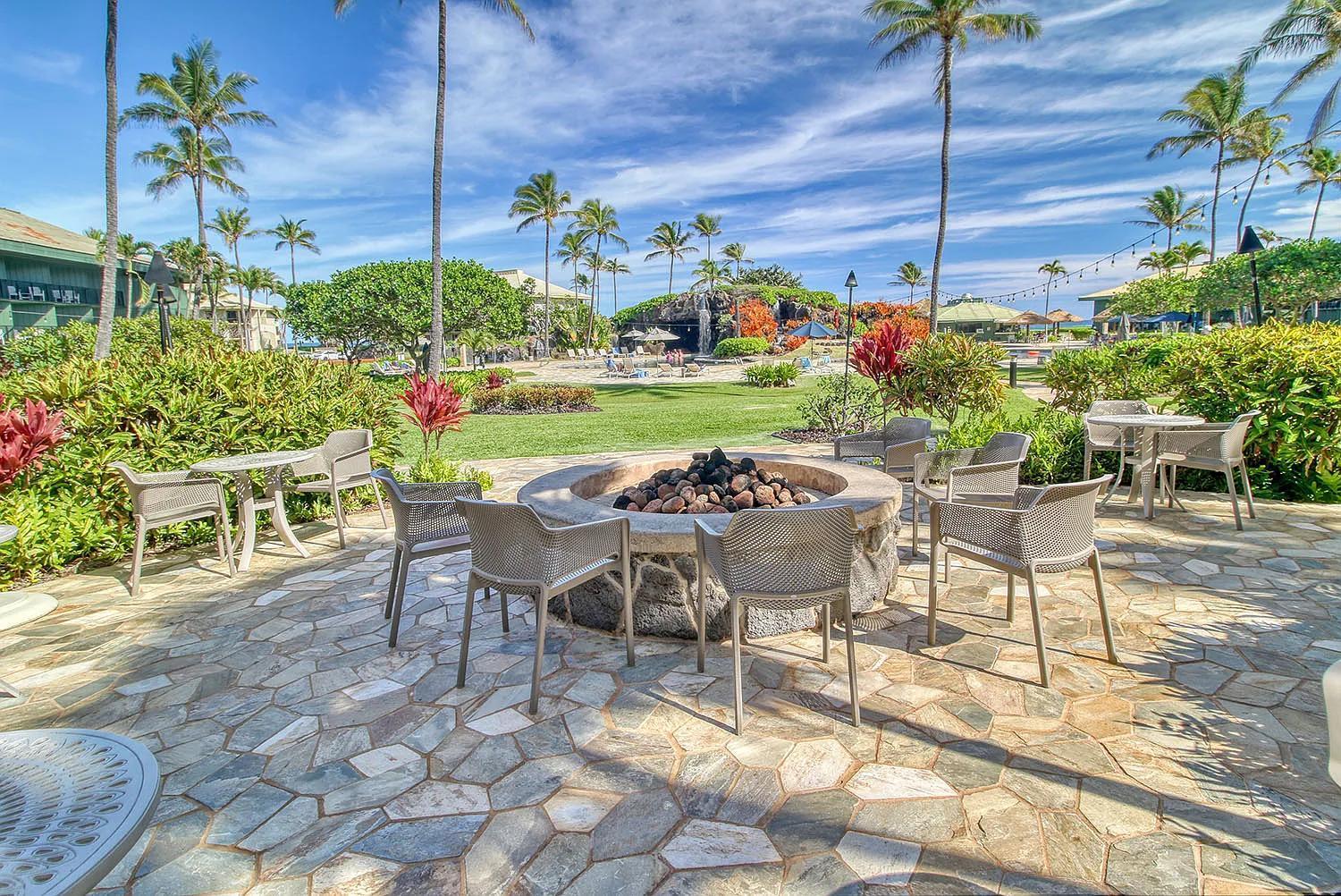 Chic Premier Garden Pool View Front 4-star * Lihue