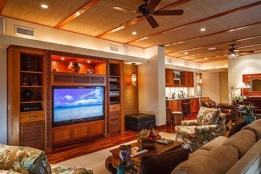 Iconic Oceanfront Estate In Wonderful Wailea, Maui! Holiday home