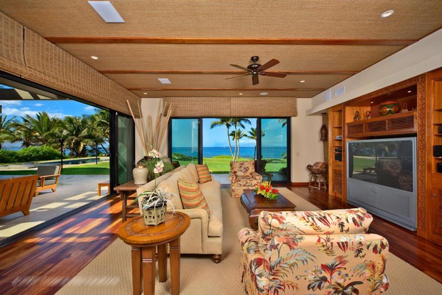 Iconic Oceanfront Estate In Wonderful Wailea, Maui! Holiday home *