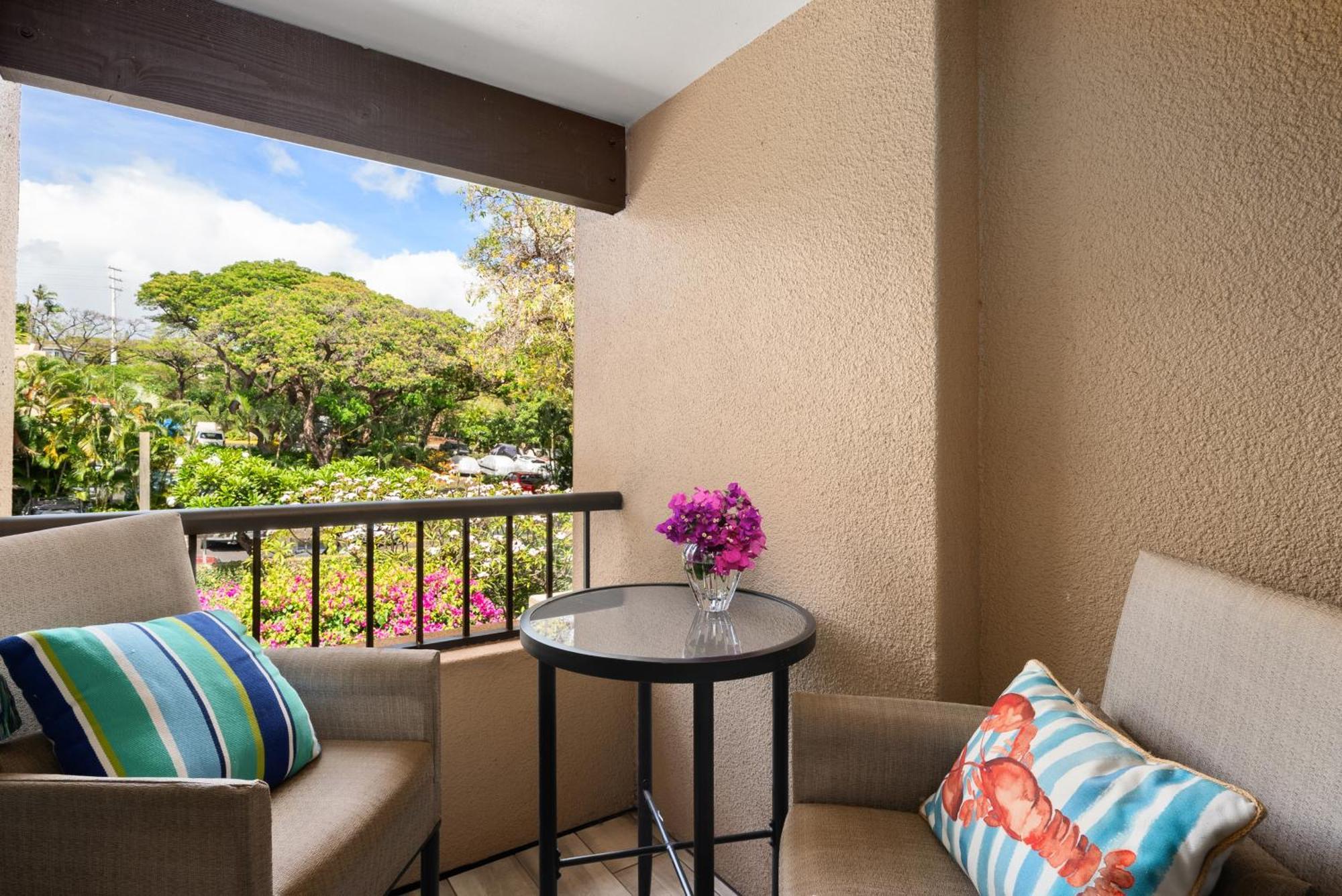 Homestay Kaanapali's Royal Luxury Plantation & Golf Retreat