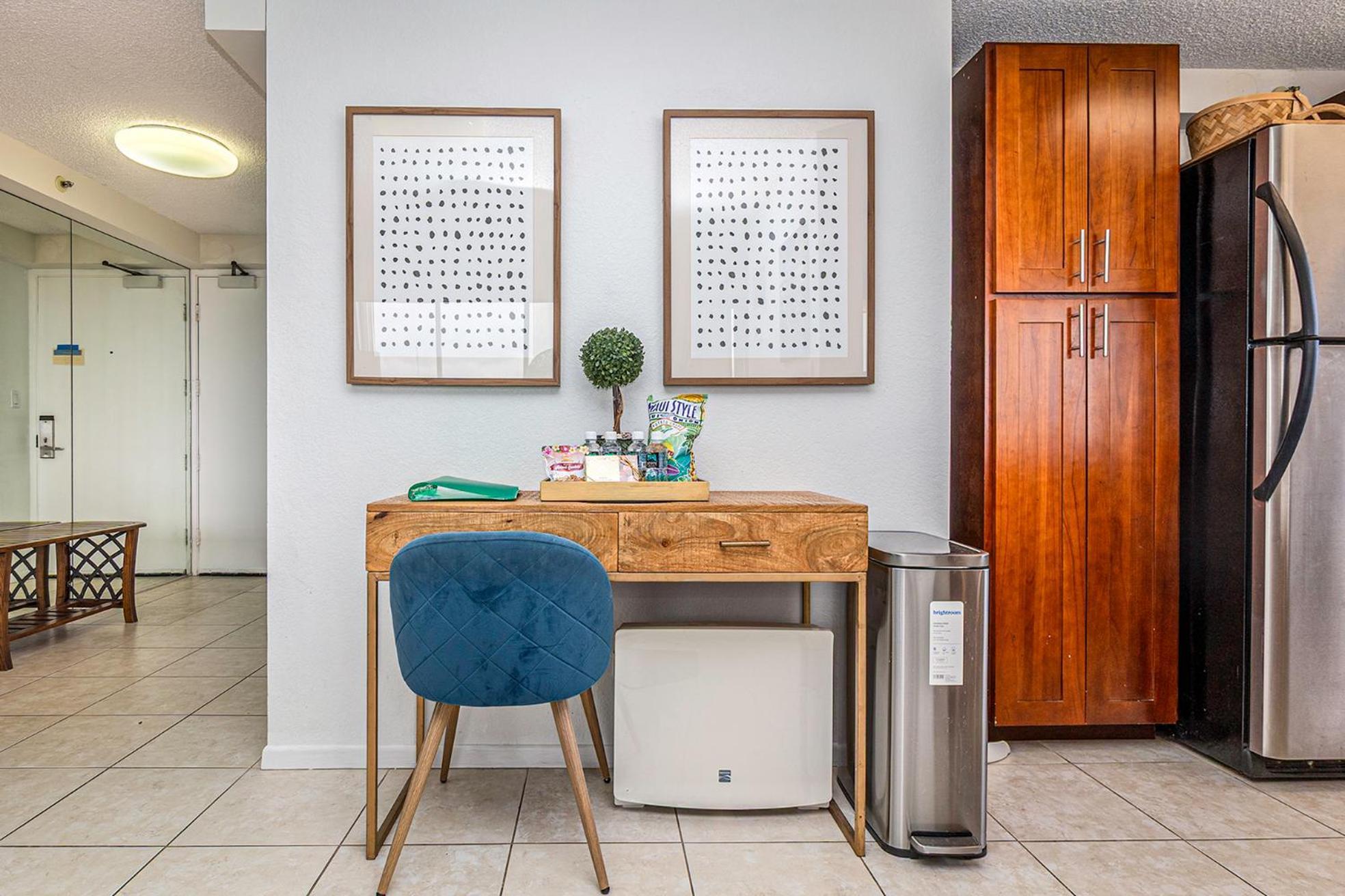 Hawaiian Monarch Penthouse 401 By Hawaii Ocean Club * Honolulu